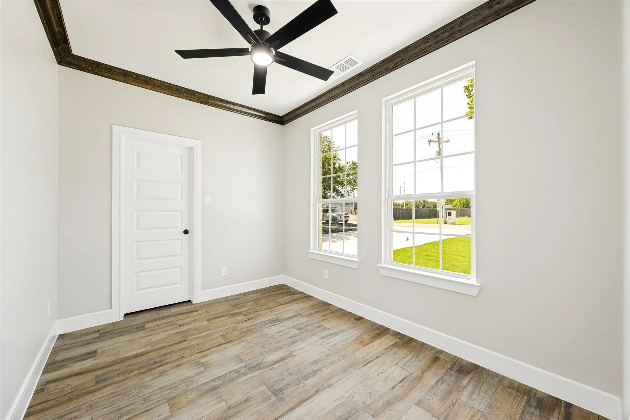 Single Family Residence For Sale in Fannin County , 310 Cottonwood, Leonard, Texas 75452, 4 Bedroom, 2 Bathroom, 2 Garage spaces, 1,834 Sqft, built in 2026, mls#21337553, Real Estate Agent in Leonard, Homes For Sale in Fannin county, Homes For Sale in Leonard, Realtor in Leonard Texas, Real Estate Brokerage Independent Realty Texas, Luminita Cordes Realtor