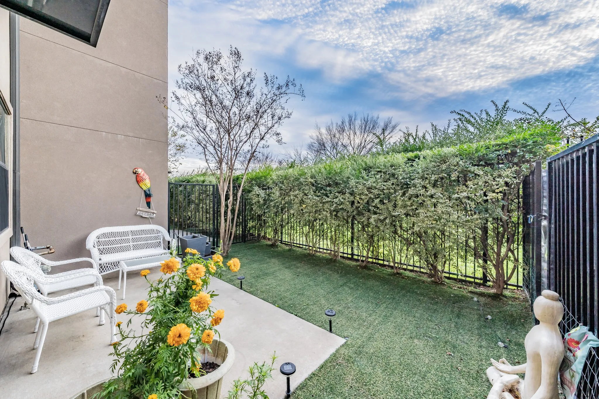 Condominium For Rent in Dallas County , 1717 Annex Avenue 302, Dallas, Texas 75204, 3 Bedroom, 4 Bathroom, 2 Garage spaces, 2,154 Sqft, built in 2015, mls#21337157, Real Estate Agent in Dallas, Homes For Rent in Dallas county, Homes For Rent in Dallas, Realtor in Dallas Texas, Real Estate Brokerage Independent Realty Texas, Luminita Cordes Realtor