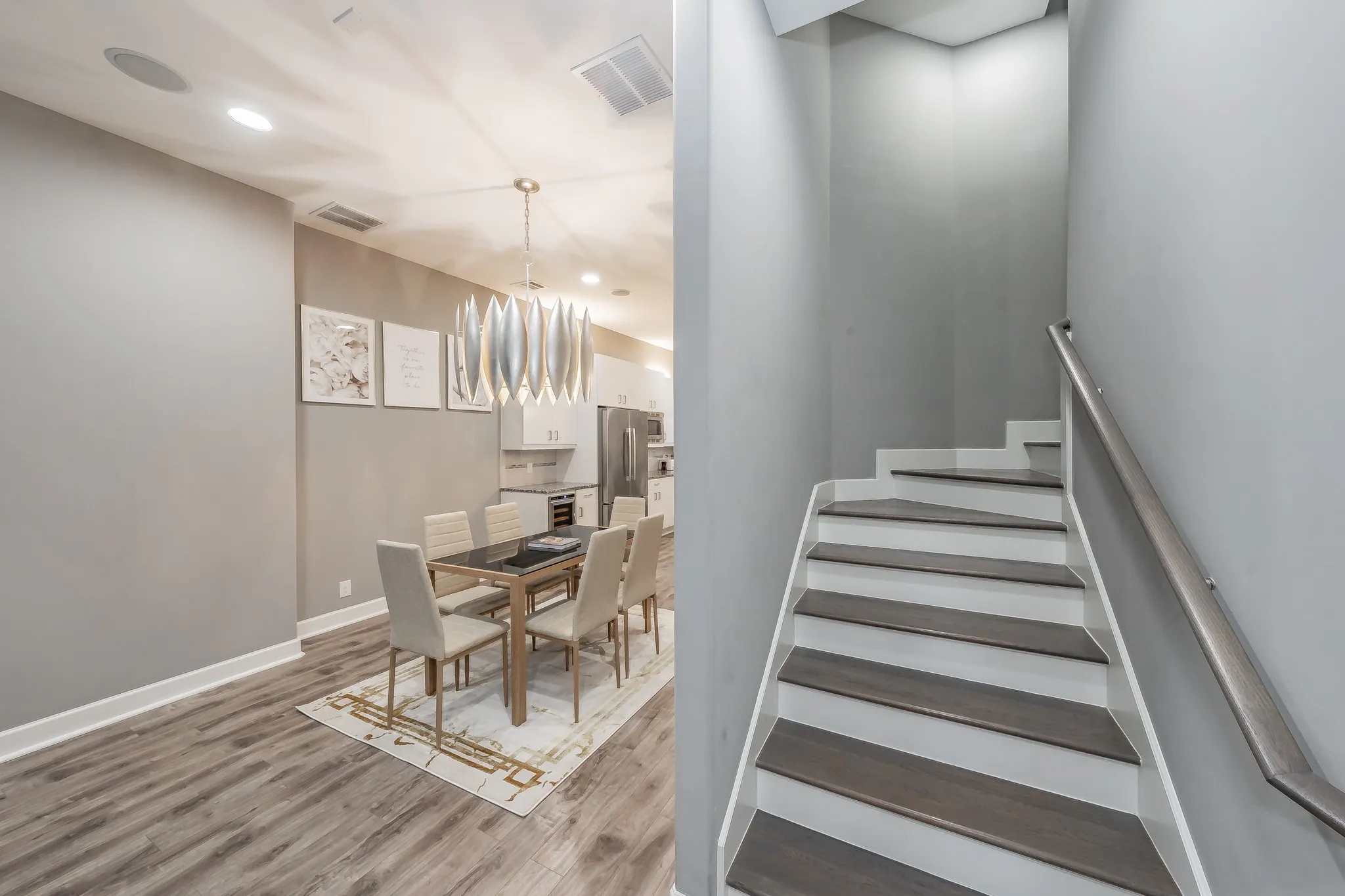 Condominium For Rent in Dallas County , 1717 Annex Avenue 302, Dallas, Texas 75204, 3 Bedroom, 4 Bathroom, 2 Garage spaces, 2,154 Sqft, built in 2015, mls#21337157, Real Estate Agent in Dallas, Homes For Rent in Dallas county, Homes For Rent in Dallas, Realtor in Dallas Texas, Real Estate Brokerage Independent Realty Texas, Luminita Cordes Realtor