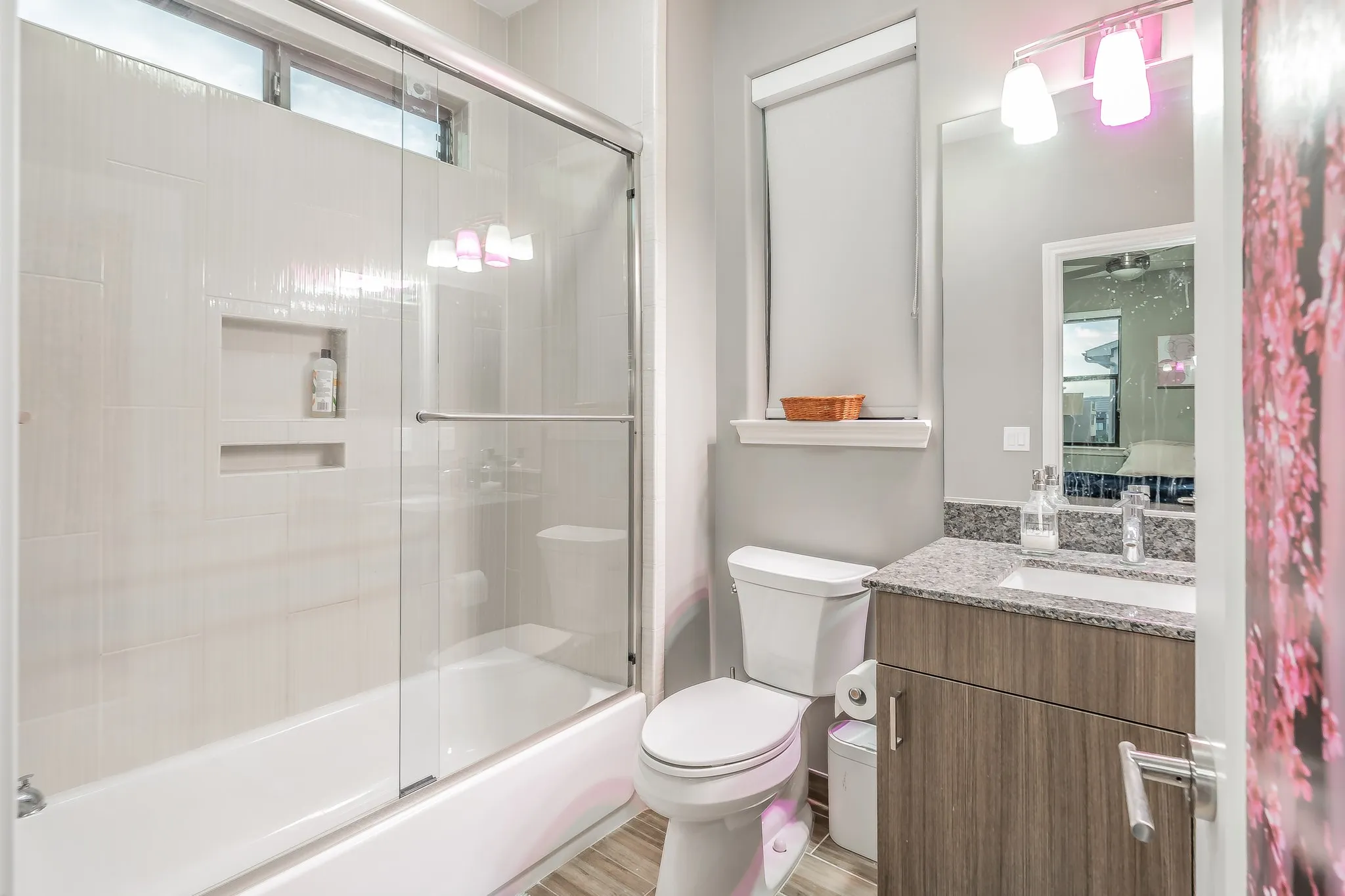 Condominium For Rent in Dallas County , 1717 Annex Avenue 302, Dallas, Texas 75204, 3 Bedroom, 4 Bathroom, 2 Garage spaces, 2,154 Sqft, built in 2015, mls#21337157, Real Estate Agent in Dallas, Homes For Rent in Dallas county, Homes For Rent in Dallas, Realtor in Dallas Texas, Real Estate Brokerage Independent Realty Texas, Luminita Cordes Realtor