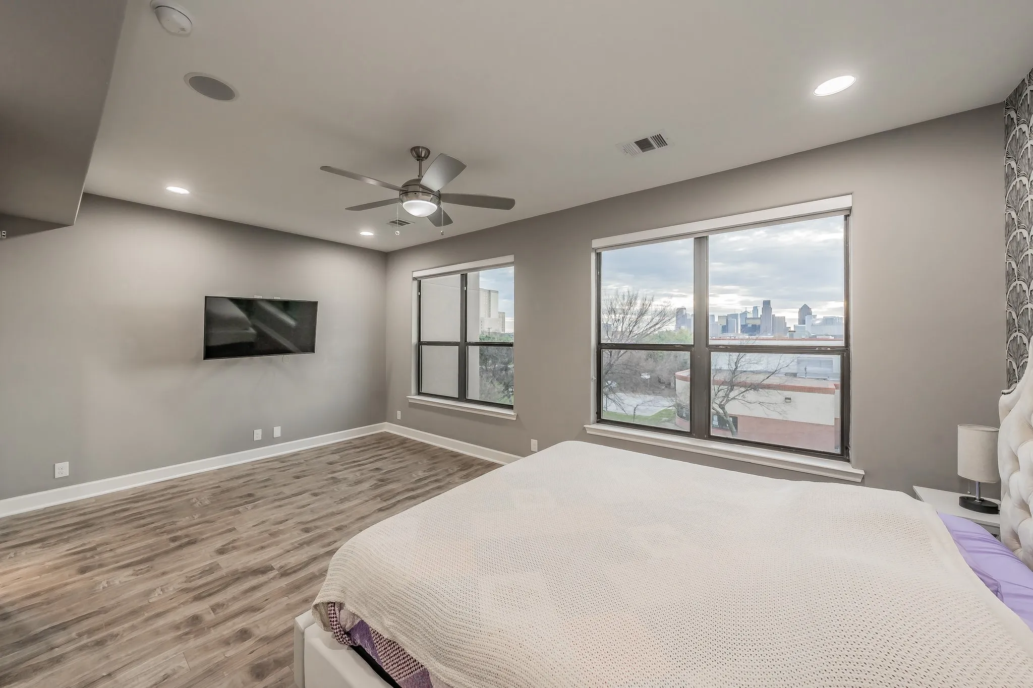 Condominium For Rent in Dallas County , 1717 Annex Avenue 302, Dallas, Texas 75204, 3 Bedroom, 4 Bathroom, 2 Garage spaces, 2,154 Sqft, built in 2015, mls#21337157, Real Estate Agent in Dallas, Homes For Rent in Dallas county, Homes For Rent in Dallas, Realtor in Dallas Texas, Real Estate Brokerage Independent Realty Texas, Luminita Cordes Realtor