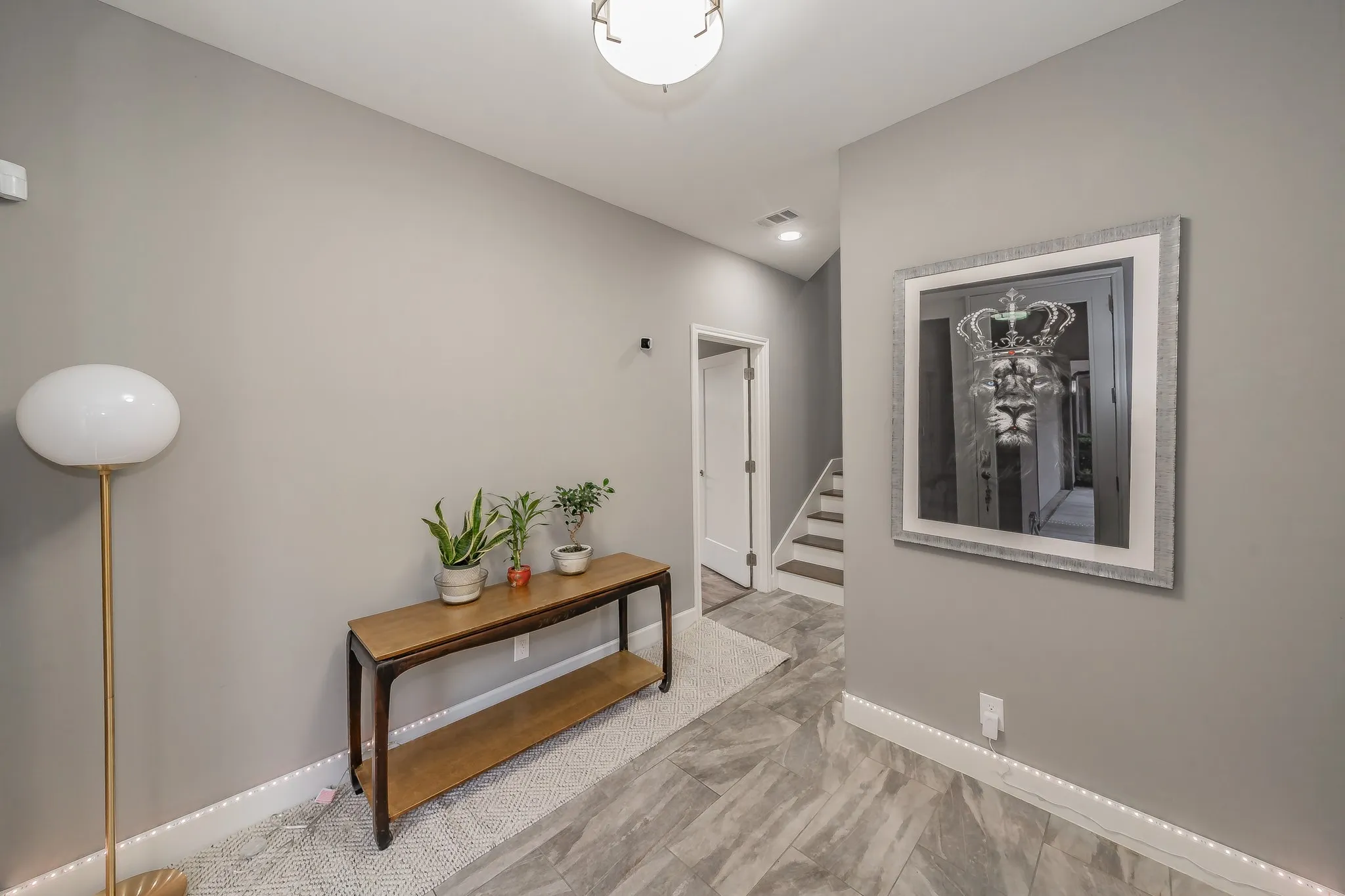 Condominium For Rent in Dallas County , 1717 Annex Avenue 302, Dallas, Texas 75204, 3 Bedroom, 4 Bathroom, 2 Garage spaces, 2,154 Sqft, built in 2015, mls#21337157, Real Estate Agent in Dallas, Homes For Rent in Dallas county, Homes For Rent in Dallas, Realtor in Dallas Texas, Real Estate Brokerage Independent Realty Texas, Luminita Cordes Realtor