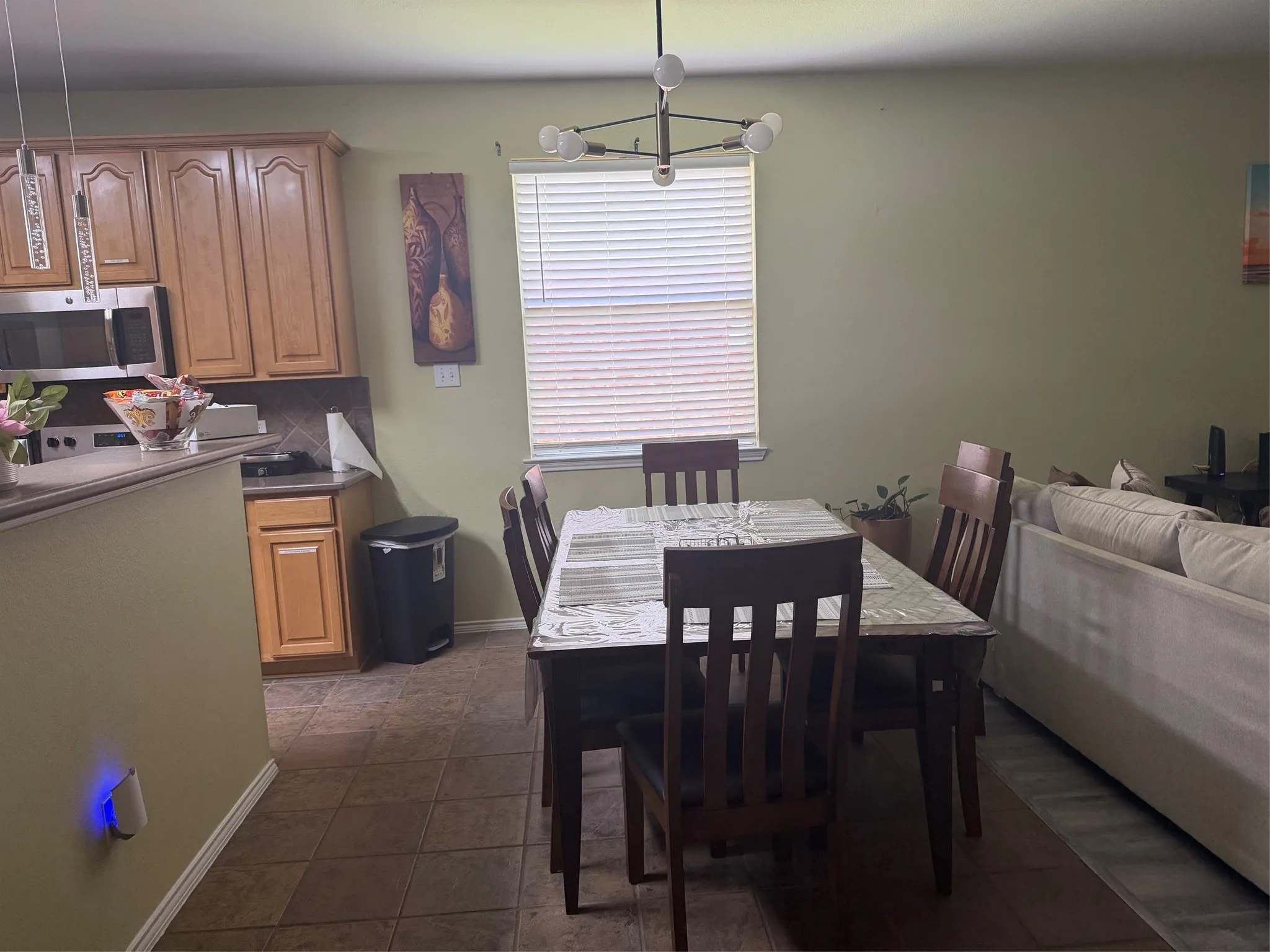 Single Family Residence For Rent in Dallas County , 4214 CARRINGTON Drive, Garland, Texas 75043, 4 Bedrooms, 2 Bathrooms, 2 Garage spaces, 2,254 Sqft, built in 2001, Price $2,800, mls#21337874, Real Estate Agent in Garland, Homes For Rent in Dallas county, Homes For Rent in Garland, Realtor in Garland Texas, Real Estate Brokerage Independent Realty Texas, Luminita Cordes Realtor