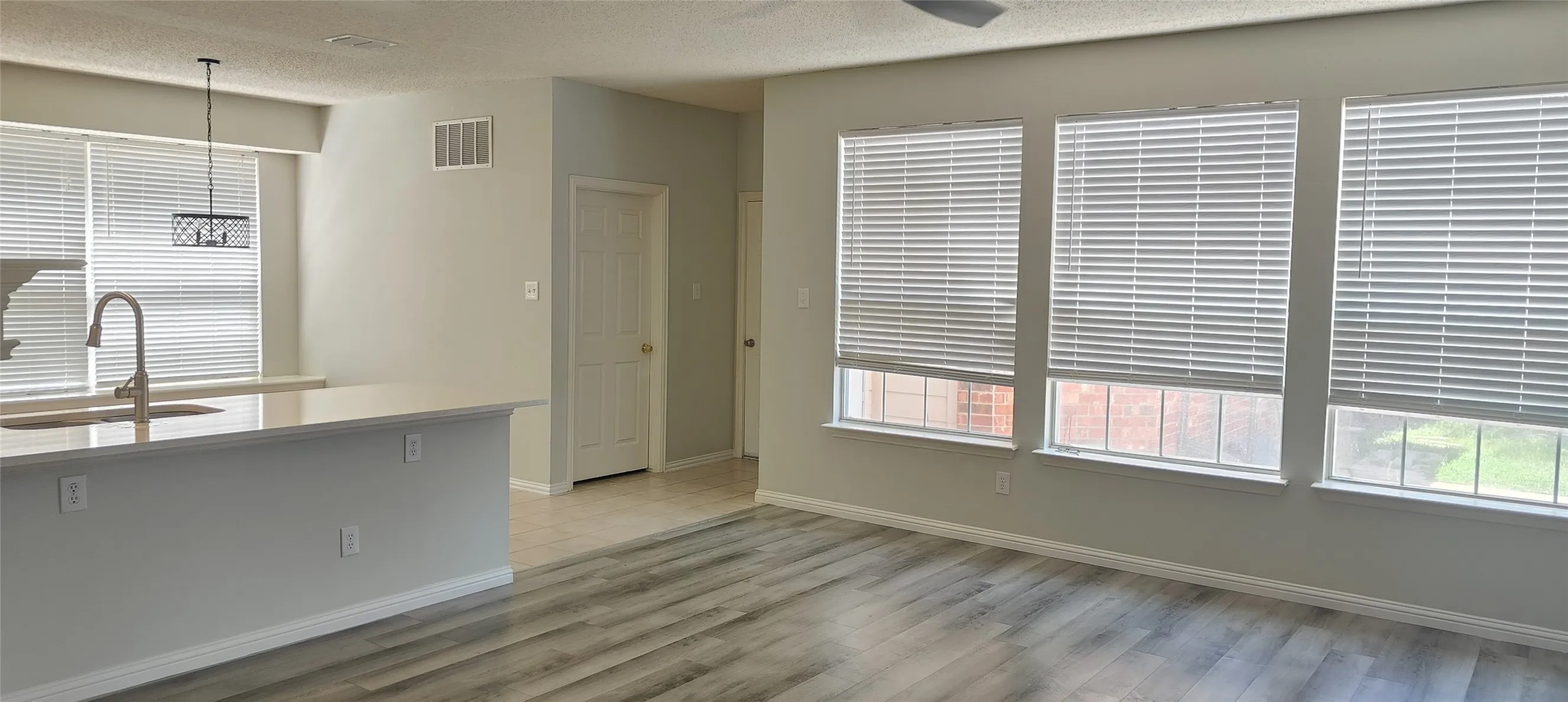 Single Family Residence For Rent in Collin County , 1412 Brenda Lane, Allen, Texas 75002, 4 Bedroom, 3 Bathroom, 2 Garage spaces, 2,609 Sqft, built in 1999, mls#21337881, Real Estate Agent in Allen, Homes For Rent in Collin county, Homes For Rent in Allen, Realtor in Allen Texas, Real Estate Brokerage Independent Realty Texas, Luminita Cordes Realtor
