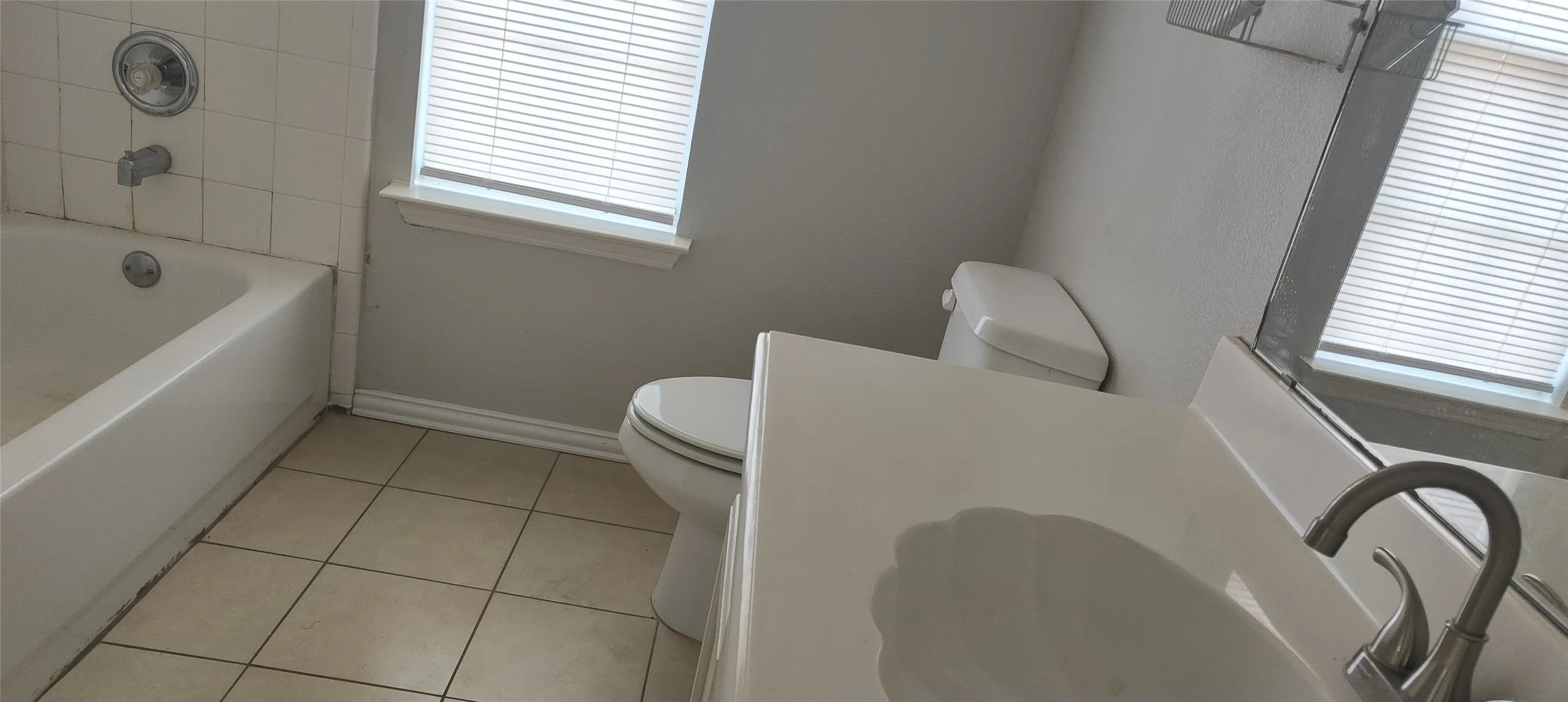 Bathroom in the 2nd Floor