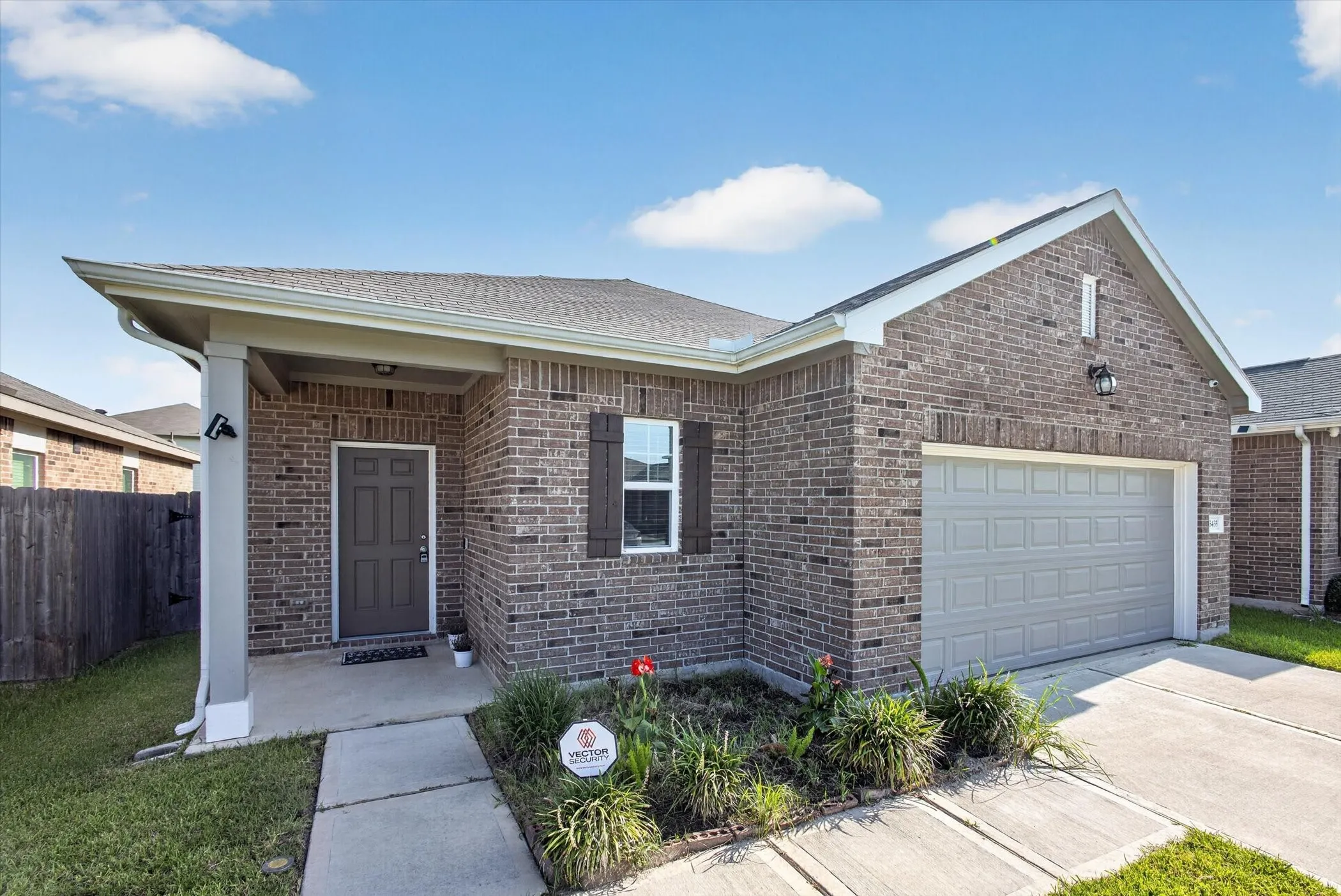 Single Family Residence For Rent in Harris County , 13435 Wembley Heights Drive, Houston, Texas 77049, 3 Bedroom, 2 Bathroom, 2 Garage spaces, 1,565 Sqft, built in 2022, mls#21335506, Real Estate Agent in Houston, Homes For Rent in Harris county, Homes For Rent in Houston, Realtor in Houston Texas, Real Estate Brokerage Independent Realty Texas, Luminita Cordes Realtor