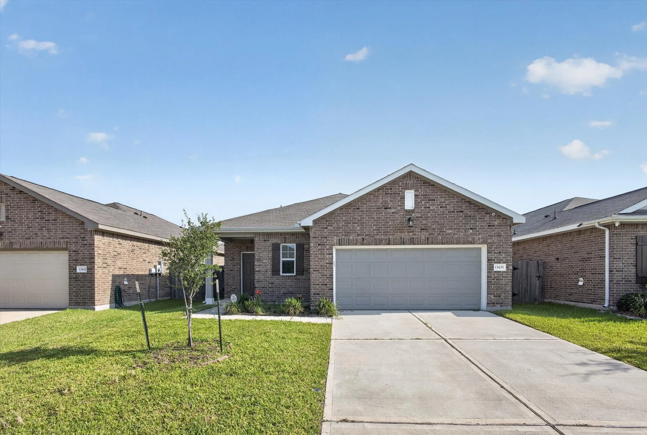 Single Family Residence For Rent in Harris County , 13435 Wembley Heights Drive, Houston, Texas 77049, 3 Bedroom, 2 Bathroom, 2 Garage spaces, 1,565 Sqft, built in 2022, mls#21335506, Real Estate Agent in Houston, Homes For Rent in Harris county, Homes For Rent in Houston, Realtor in Houston Texas, Real Estate Brokerage Independent Realty Texas, Luminita Cordes Realtor