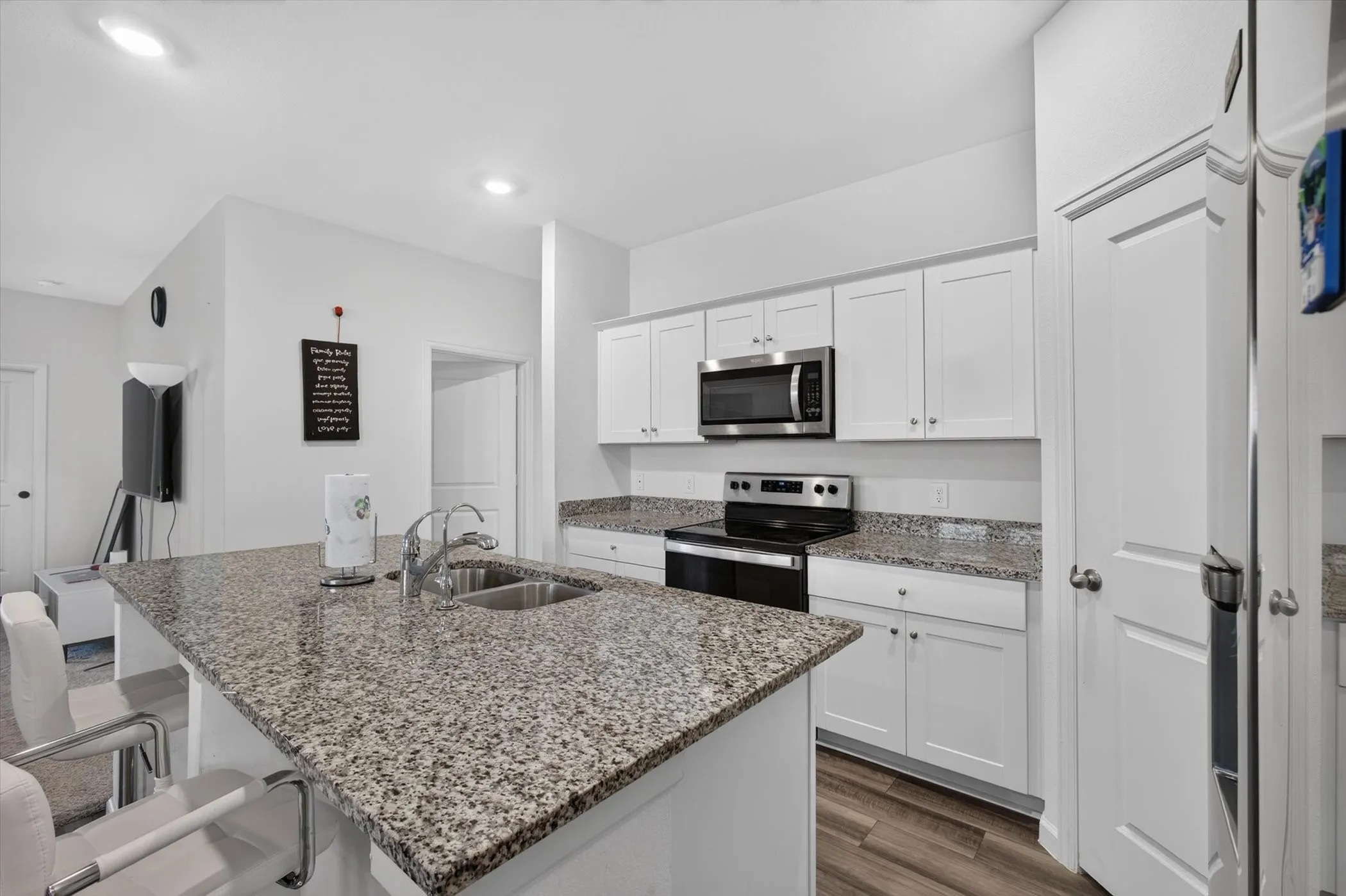 Single Family Residence For Rent in Harris County , 13435 Wembley Heights Drive, Houston, Texas 77049, 3 Bedroom, 2 Bathroom, 2 Garage spaces, 1,565 Sqft, built in 2022, mls#21335506, Real Estate Agent in Houston, Homes For Rent in Harris county, Homes For Rent in Houston, Realtor in Houston Texas, Real Estate Brokerage Independent Realty Texas, Luminita Cordes Realtor