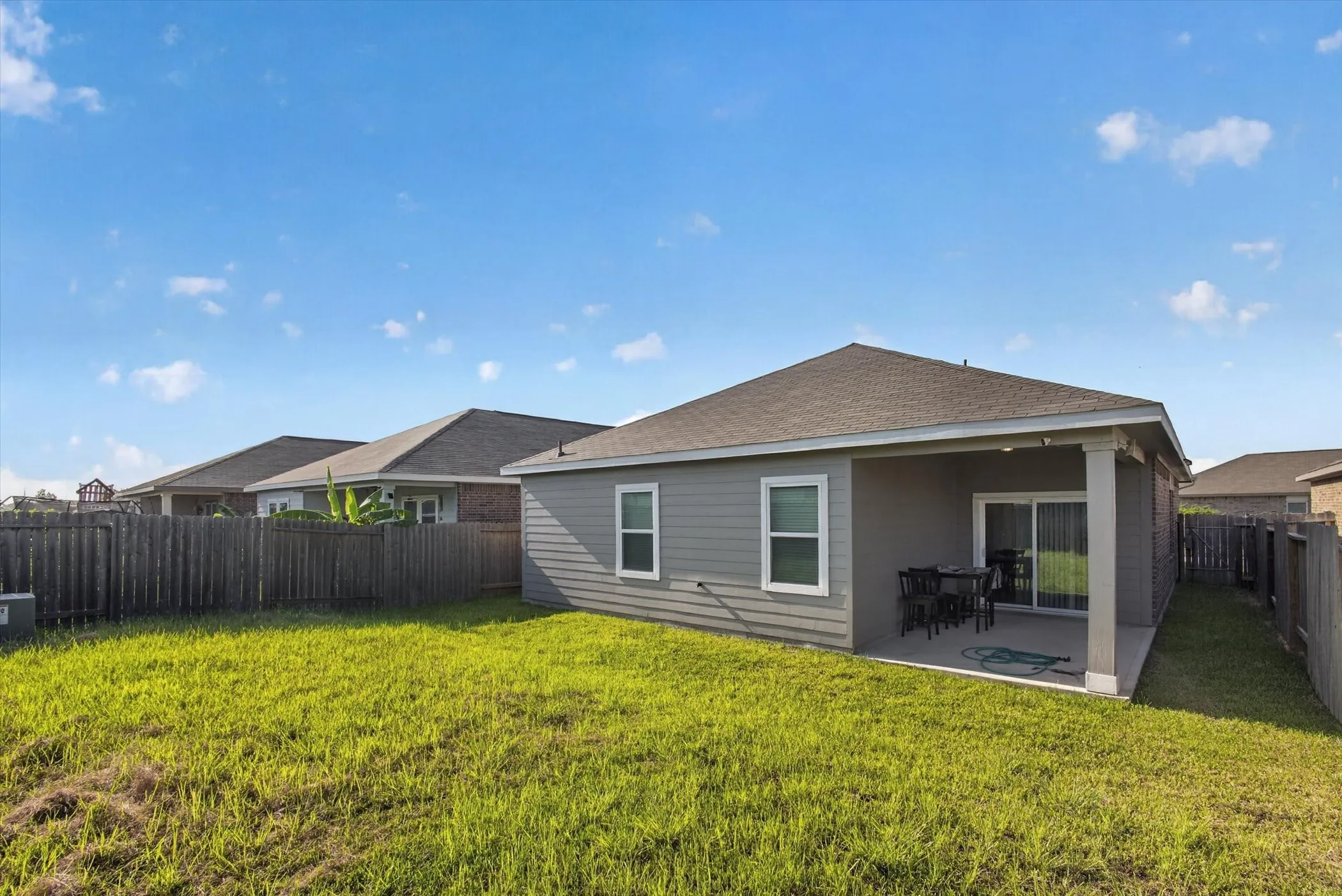 Single Family Residence For Rent in Harris County , 13435 Wembley Heights Drive, Houston, Texas 77049, 3 Bedroom, 2 Bathroom, 2 Garage spaces, 1,565 Sqft, built in 2022, mls#21335506, Real Estate Agent in Houston, Homes For Rent in Harris county, Homes For Rent in Houston, Realtor in Houston Texas, Real Estate Brokerage Independent Realty Texas, Luminita Cordes Realtor