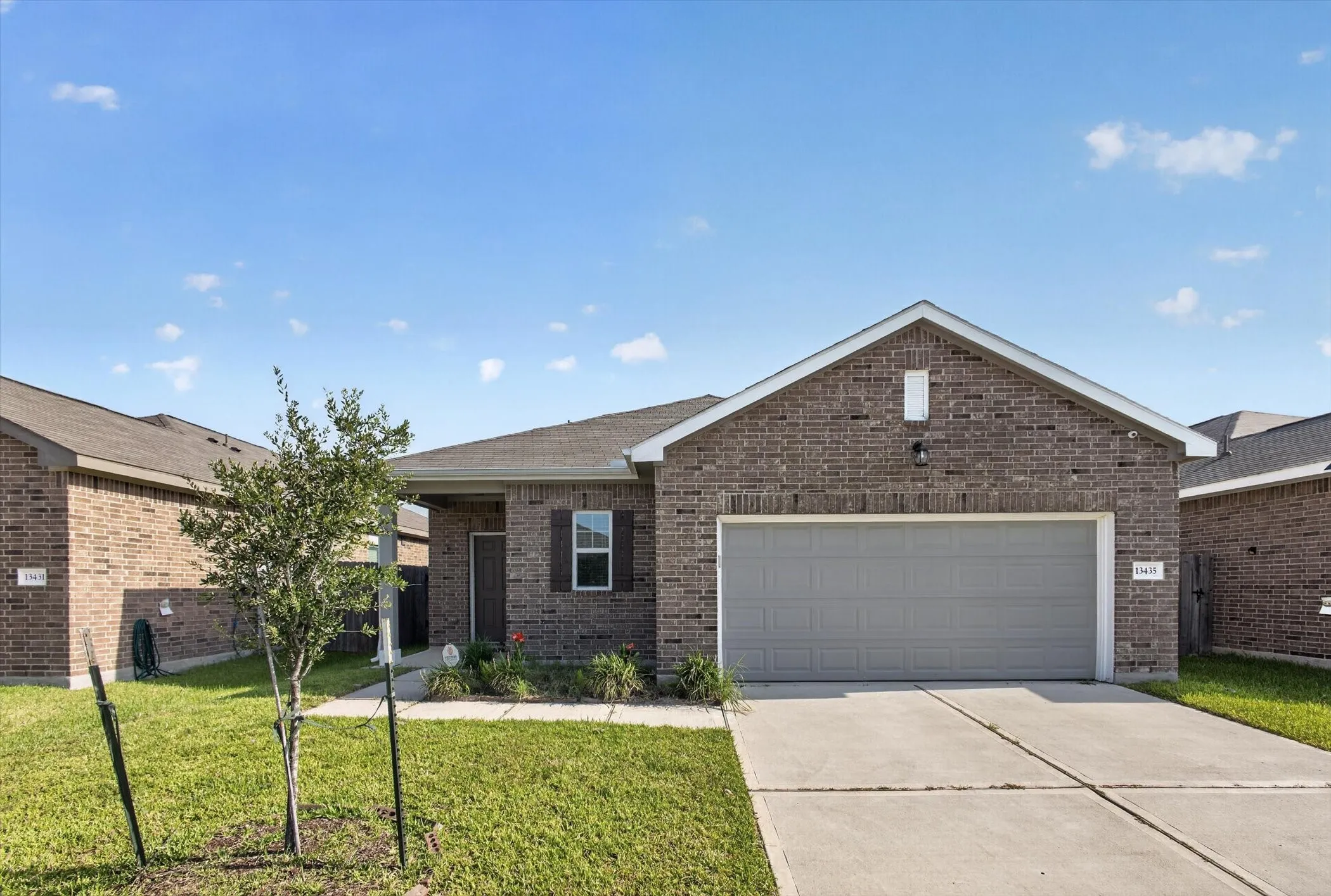 Single Family Residence For Rent in Harris County , 13435 Wembley Heights Drive, Houston, Texas 77049, 3 Bedroom, 2 Bathroom, 2 Garage spaces, 1,565 Sqft, built in 2022, mls#21335506, Real Estate Agent in Houston, Homes For Rent in Harris county, Homes For Rent in Houston, Realtor in Houston Texas, Real Estate Brokerage Independent Realty Texas, Luminita Cordes Realtor