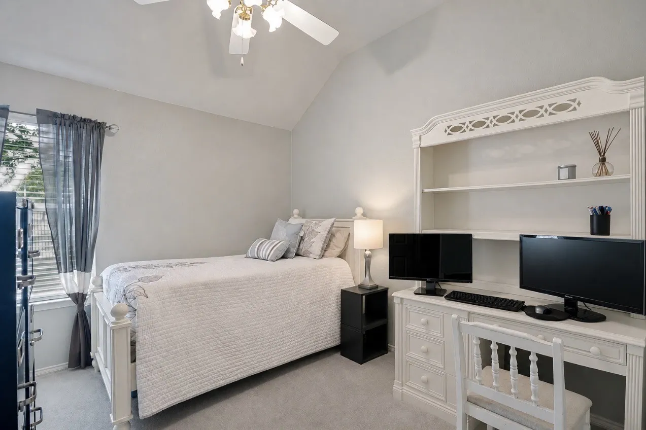 Single Family Residence For Sale in Dallas County , 8702 Nairn Street, Rowlett, Texas 75089, 4 Bedroom, 2 Bathroom, 2 Garage spaces, 2,140 Sqft, built in 2003, mls#21336804, Real Estate Agent in Rowlett, Homes For Sale in Dallas county, Homes For Sale in Rowlett, Realtor in Rowlett Texas, Real Estate Brokerage Independent Realty Texas, Luminita Cordes Realtor