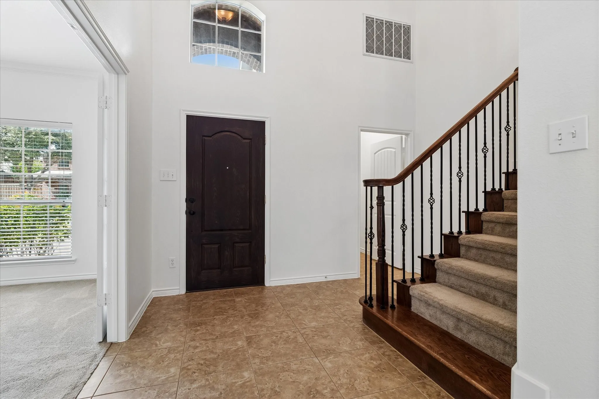 Single Family Residence For Sale in Collin County , 10109 Ransom Ridge Road, Mc Kinney, Texas 75072, 4 Bedroom, 4 Bathroom, 2 Garage spaces, 3,022 Sqft, built in 2011, mls#21335766, Real Estate Agent in Mc Kinney, Homes For Sale in Collin county, Homes For Sale in Mc Kinney, Realtor in Mc Kinney Texas, Real Estate Brokerage Independent Realty Texas, Luminita Cordes Realtor