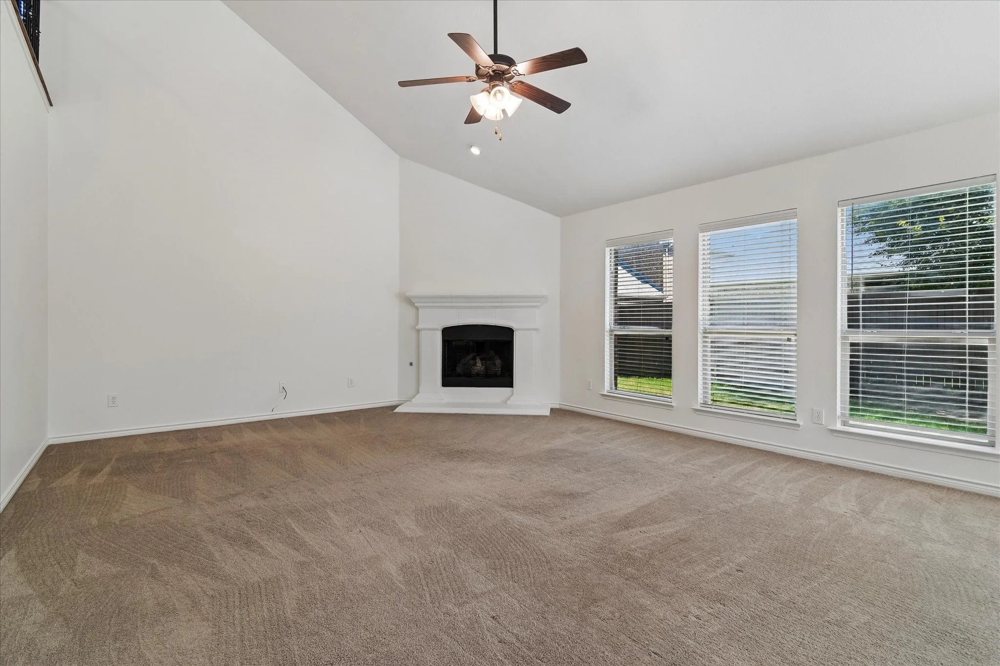 Single Family Residence For Sale in Collin County , 10109 Ransom Ridge Road, Mc Kinney, Texas 75072, 4 Bedroom, 4 Bathroom, 2 Garage spaces, 3,022 Sqft, built in 2011, mls#21335766, Real Estate Agent in Mc Kinney, Homes For Sale in Collin county, Homes For Sale in Mc Kinney, Realtor in Mc Kinney Texas, Real Estate Brokerage Independent Realty Texas, Luminita Cordes Realtor