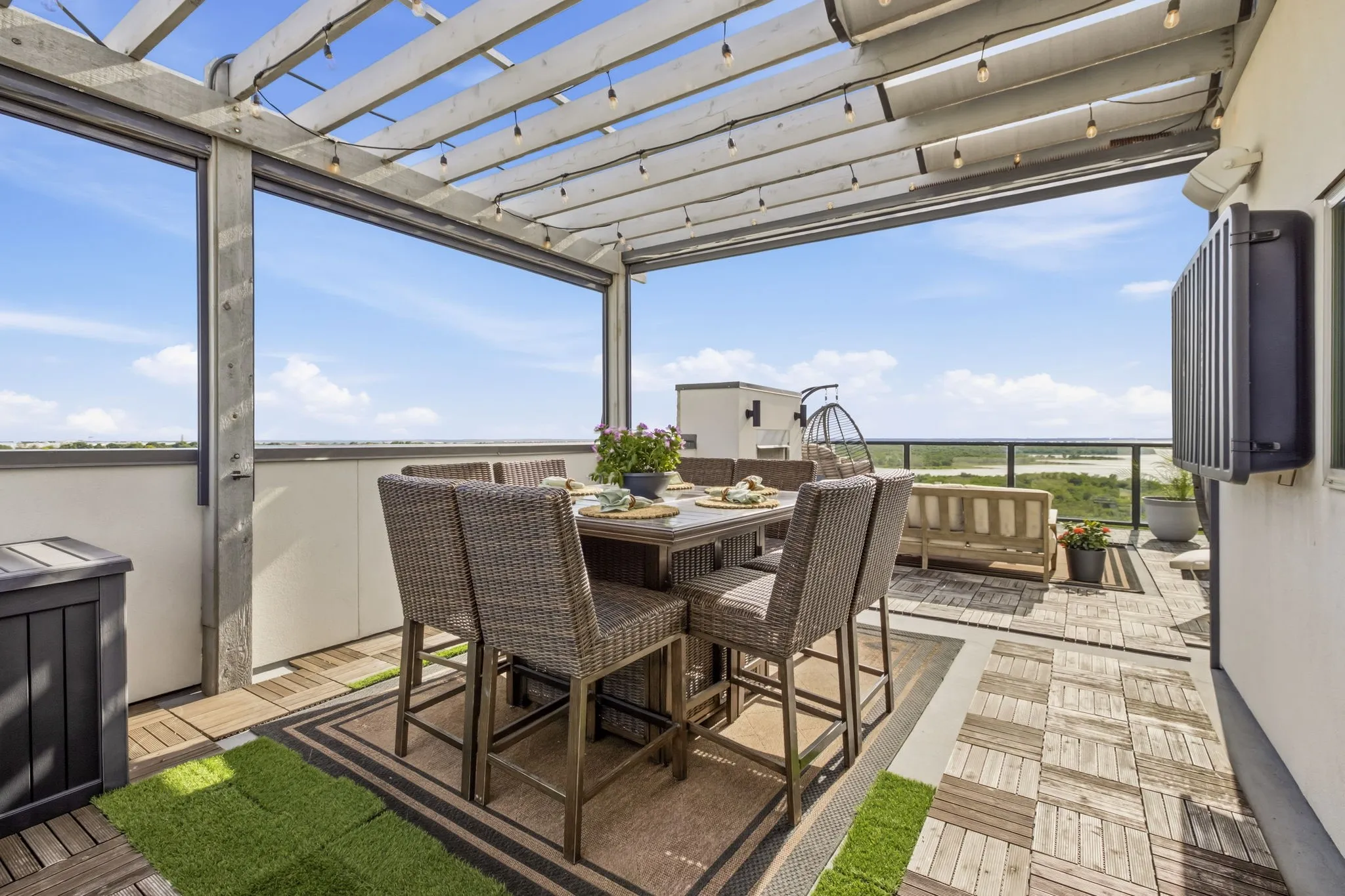 Townhouse For Sale in Denton County , 4928 Blaynes Road, The Colony, Texas 75056, 4 Bedroom, 6 Bathroom, 3 Garage spaces, 3,418 Sqft, built in 2020, mls#21337892, Real Estate Agent in The Colony, Homes For Sale in Denton county, Homes For Sale in The Colony, Realtor in The Colony Texas, Real Estate Brokerage Independent Realty Texas, Luminita Cordes Realtor