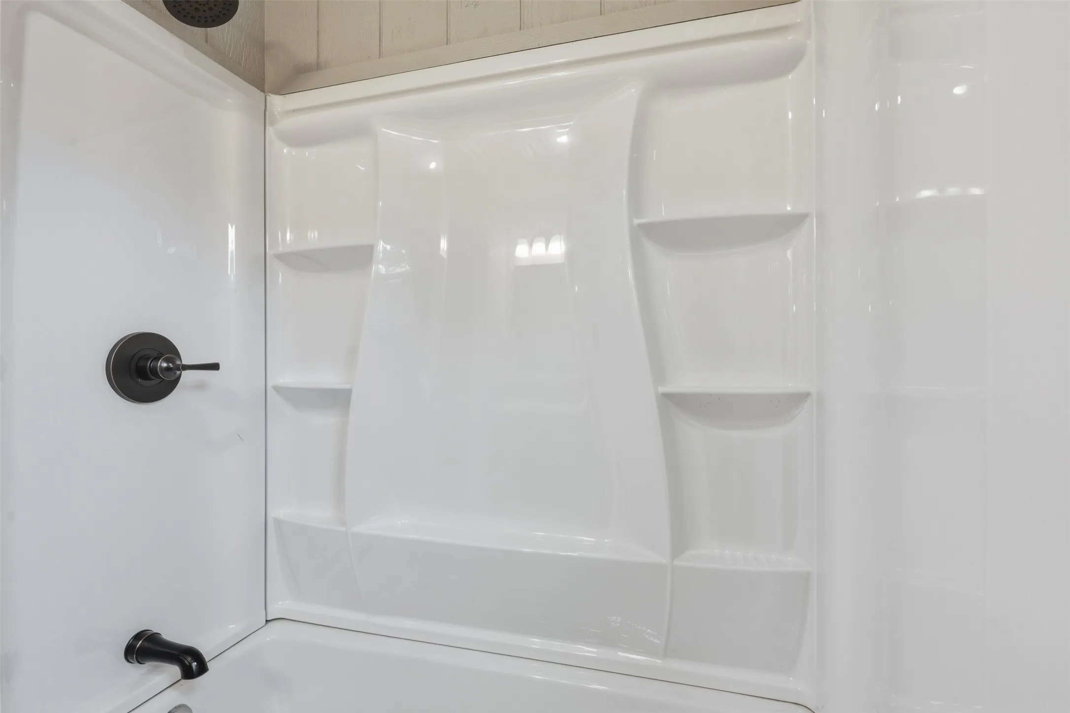 Single Family Residence For Sale in Hood County , 3006 Moon Court, Granbury, Texas 76049, 3 Bedroom, 2 Bathroom, Garage spaces, 1,070 Sqft, built in 2026, mls#21336447, Real Estate Agent in Granbury, Homes For Sale in Hood county, Homes For Sale in Granbury, Realtor in Granbury Texas, Real Estate Brokerage Independent Realty Texas, Luminita Cordes Realtor