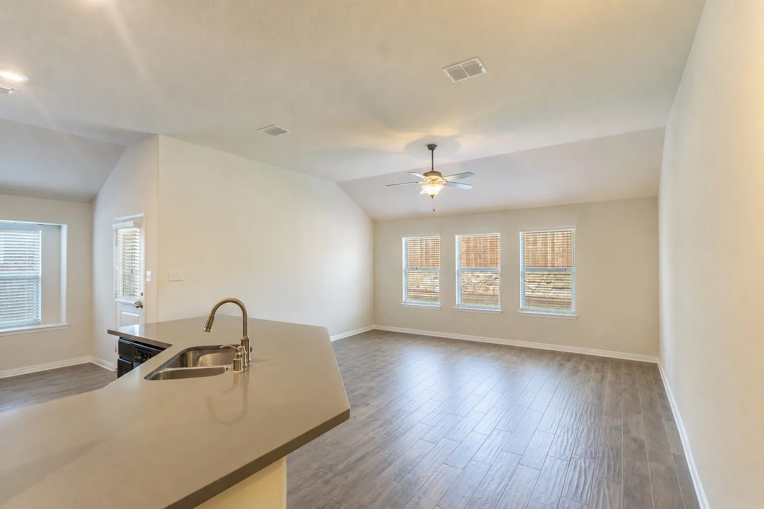 Single Family Residence For Sale in Rockwall County , 1053 N Churchill Drive, Fate, Texas 75189, 4 Bedroom, 2 Bathroom, 2 Garage spaces, 2,015 Sqft, built in 2018, mls#21331652, Real Estate Agent in Fate, Homes For Sale in Rockwall county, Homes For Sale in Fate, Realtor in Fate Texas, Real Estate Brokerage Independent Realty Texas, Luminita Cordes Realtor