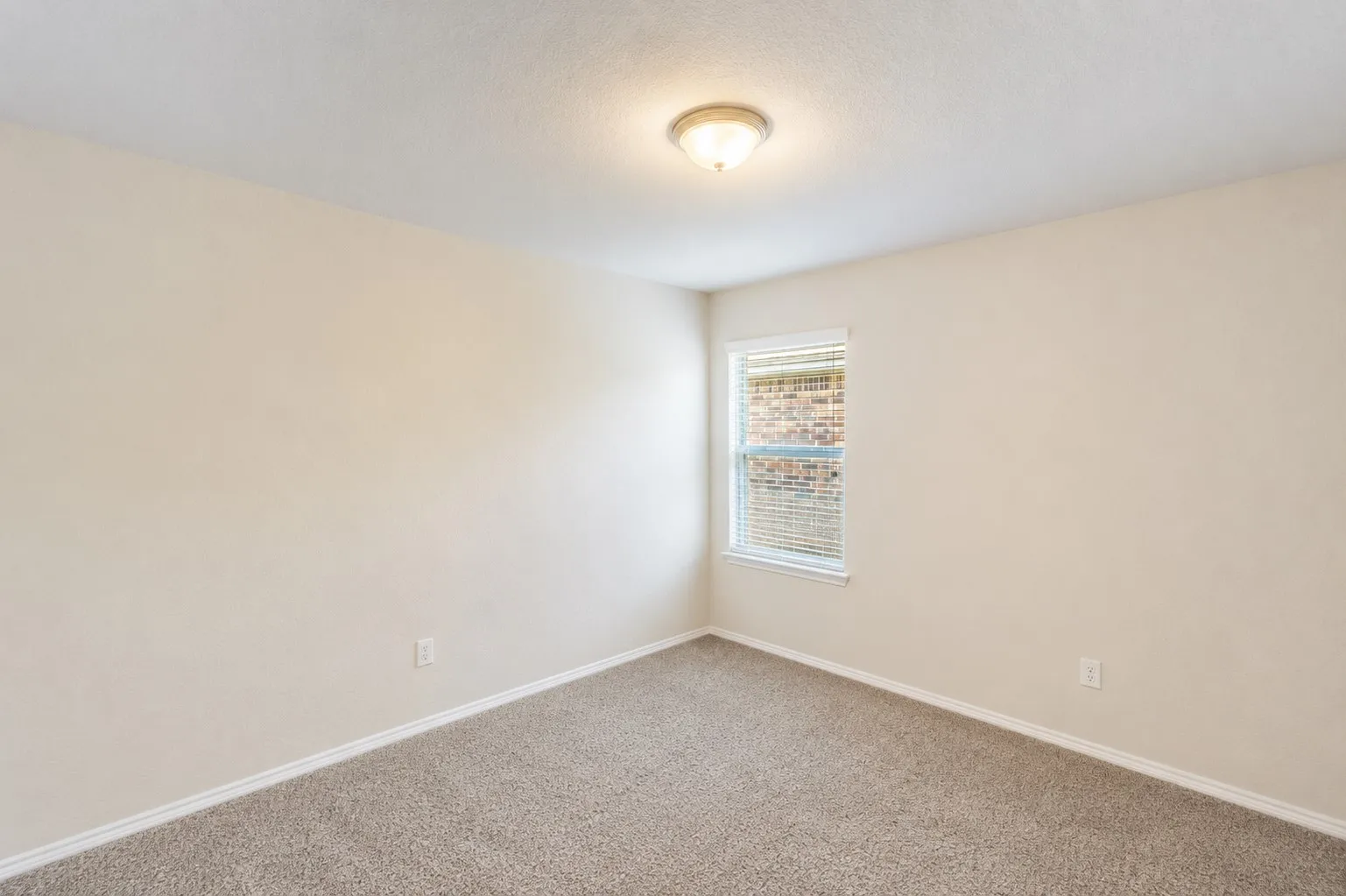 Single Family Residence For Sale in Rockwall County , 1053 N Churchill Drive, Fate, Texas 75189, 4 Bedroom, 2 Bathroom, 2 Garage spaces, 2,015 Sqft, built in 2018, mls#21331652, Real Estate Agent in Fate, Homes For Sale in Rockwall county, Homes For Sale in Fate, Realtor in Fate Texas, Real Estate Brokerage Independent Realty Texas, Luminita Cordes Realtor
