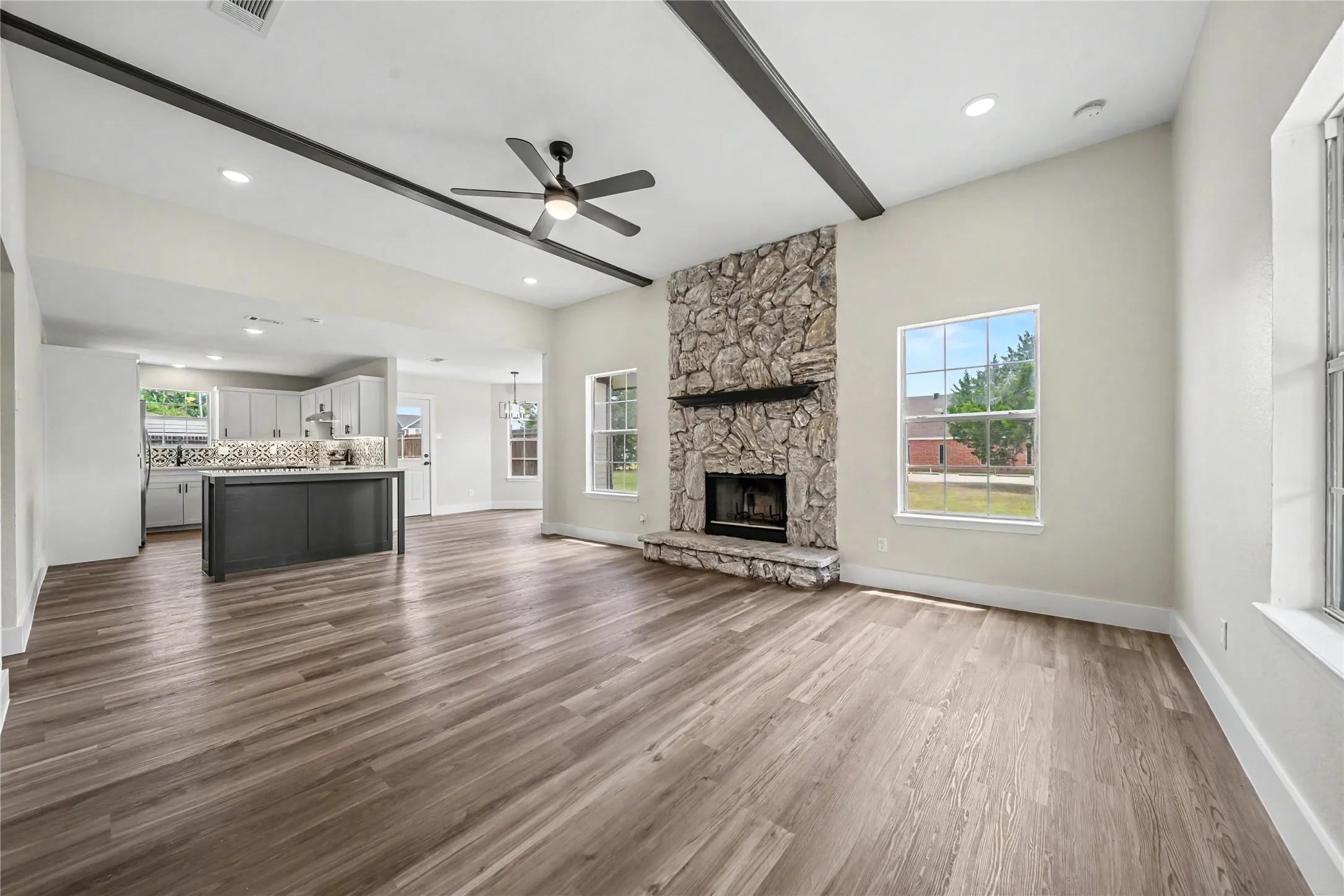 Single Family Residence For Sale in Kaufman County , 509 Bethlehem Street, Terrell, Texas 75160, 3 Bedroom, 2 Bathroom, Garage spaces, 1,450 Sqft, built in 1990, mls#21337916, Real Estate Agent in Terrell, Homes For Sale in Kaufman county, Homes For Sale in Terrell, Realtor in Terrell Texas, Real Estate Brokerage Independent Realty Texas, Luminita Cordes Realtor