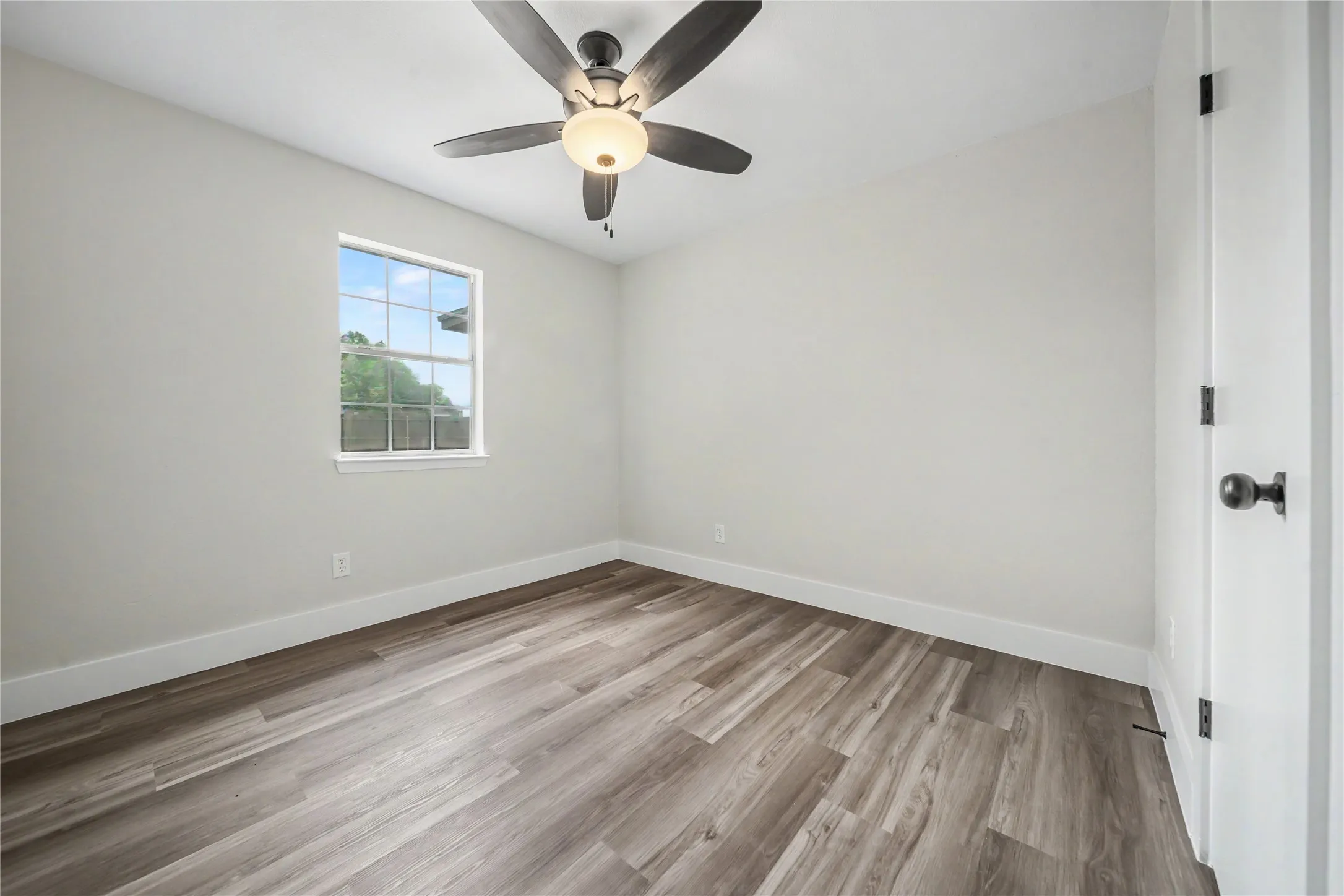 Single Family Residence For Sale in Kaufman County , 509 Bethlehem Street, Terrell, Texas 75160, 3 Bedroom, 2 Bathroom, Garage spaces, 1,450 Sqft, built in 1990, mls#21337916, Real Estate Agent in Terrell, Homes For Sale in Kaufman county, Homes For Sale in Terrell, Realtor in Terrell Texas, Real Estate Brokerage Independent Realty Texas, Luminita Cordes Realtor
