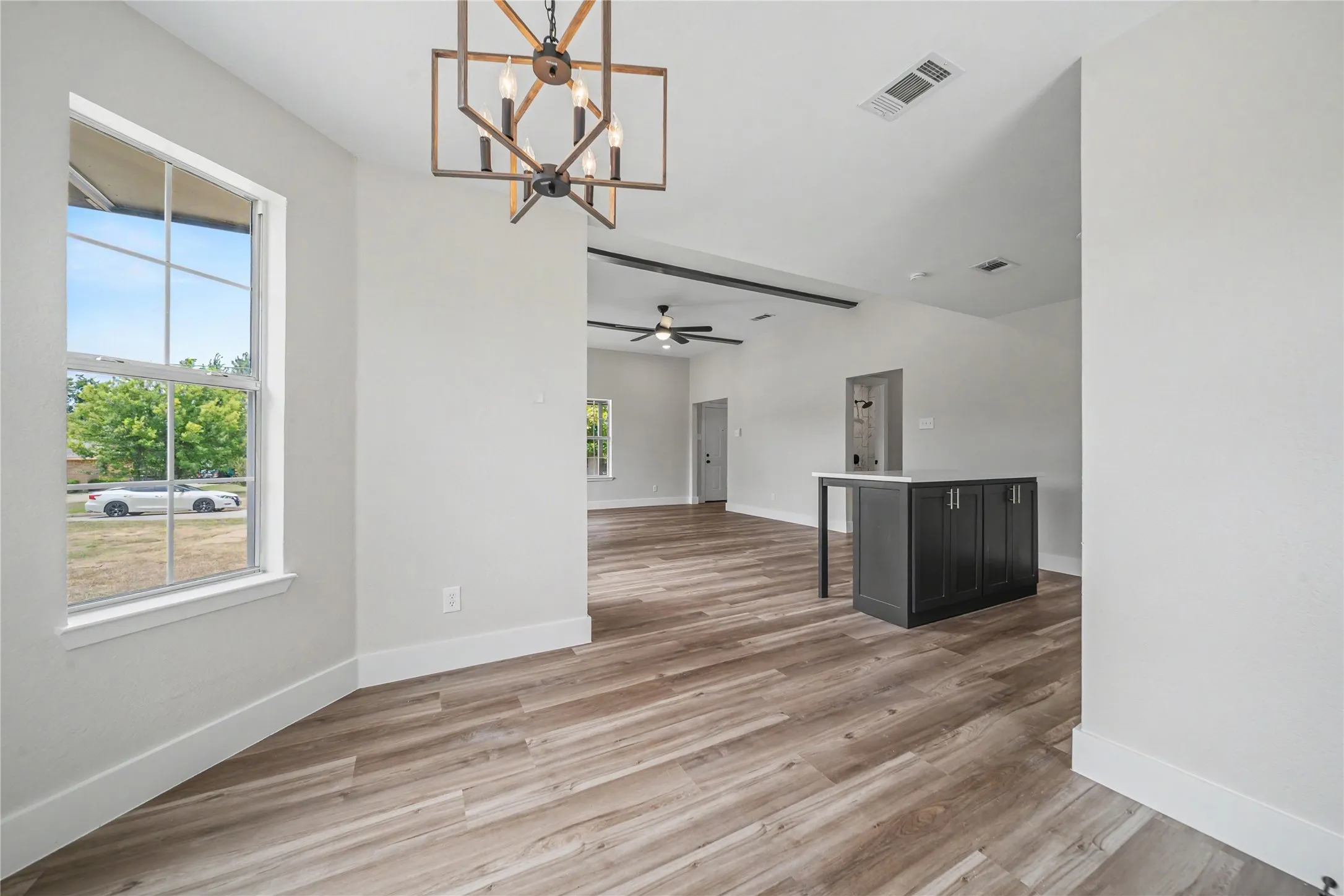 Single Family Residence For Sale in Kaufman County , 509 Bethlehem Street, Terrell, Texas 75160, 3 Bedroom, 2 Bathroom, Garage spaces, 1,450 Sqft, built in 1990, mls#21337916, Real Estate Agent in Terrell, Homes For Sale in Kaufman county, Homes For Sale in Terrell, Realtor in Terrell Texas, Real Estate Brokerage Independent Realty Texas, Luminita Cordes Realtor