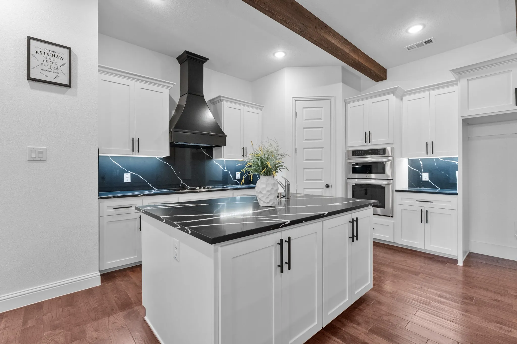 Single Family Residence For Sale in Kaufman County , 300 Seacross Court, Combine, Texas 75159, 5 Bedroom, 4 Bathroom, 3 Garage spaces, 3,677 Sqft, built in 2024, mls#21337932, Real Estate Agent in Combine, Homes For Sale in Kaufman county, Homes For Sale in Combine, Realtor in Combine Texas, Real Estate Brokerage Independent Realty Texas, Luminita Cordes Realtor