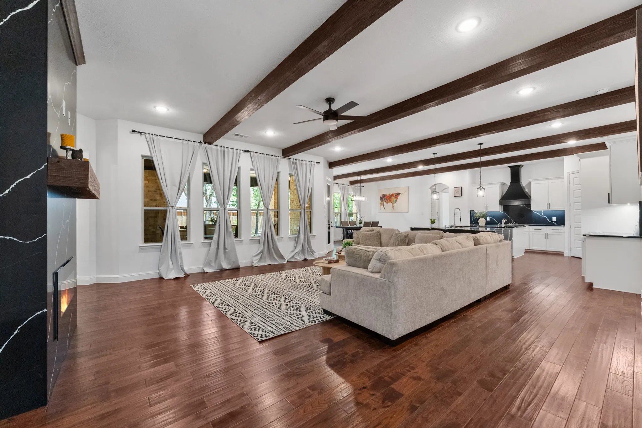 Single Family Residence For Sale in Kaufman County , 300 Seacross Court, Combine, Texas 75159, 5 Bedroom, 4 Bathroom, 3 Garage spaces, 3,677 Sqft, built in 2024, mls#21337932, Real Estate Agent in Combine, Homes For Sale in Kaufman county, Homes For Sale in Combine, Realtor in Combine Texas, Real Estate Brokerage Independent Realty Texas, Luminita Cordes Realtor