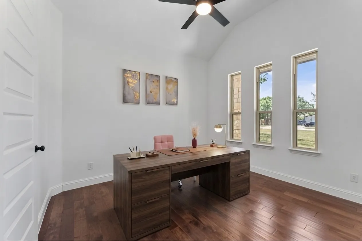 Single Family Residence For Sale in Kaufman County , 300 Seacross Court, Combine, Texas 75159, 5 Bedroom, 4 Bathroom, 3 Garage spaces, 3,677 Sqft, built in 2024, mls#21337932, Real Estate Agent in Combine, Homes For Sale in Kaufman county, Homes For Sale in Combine, Realtor in Combine Texas, Real Estate Brokerage Independent Realty Texas, Luminita Cordes Realtor