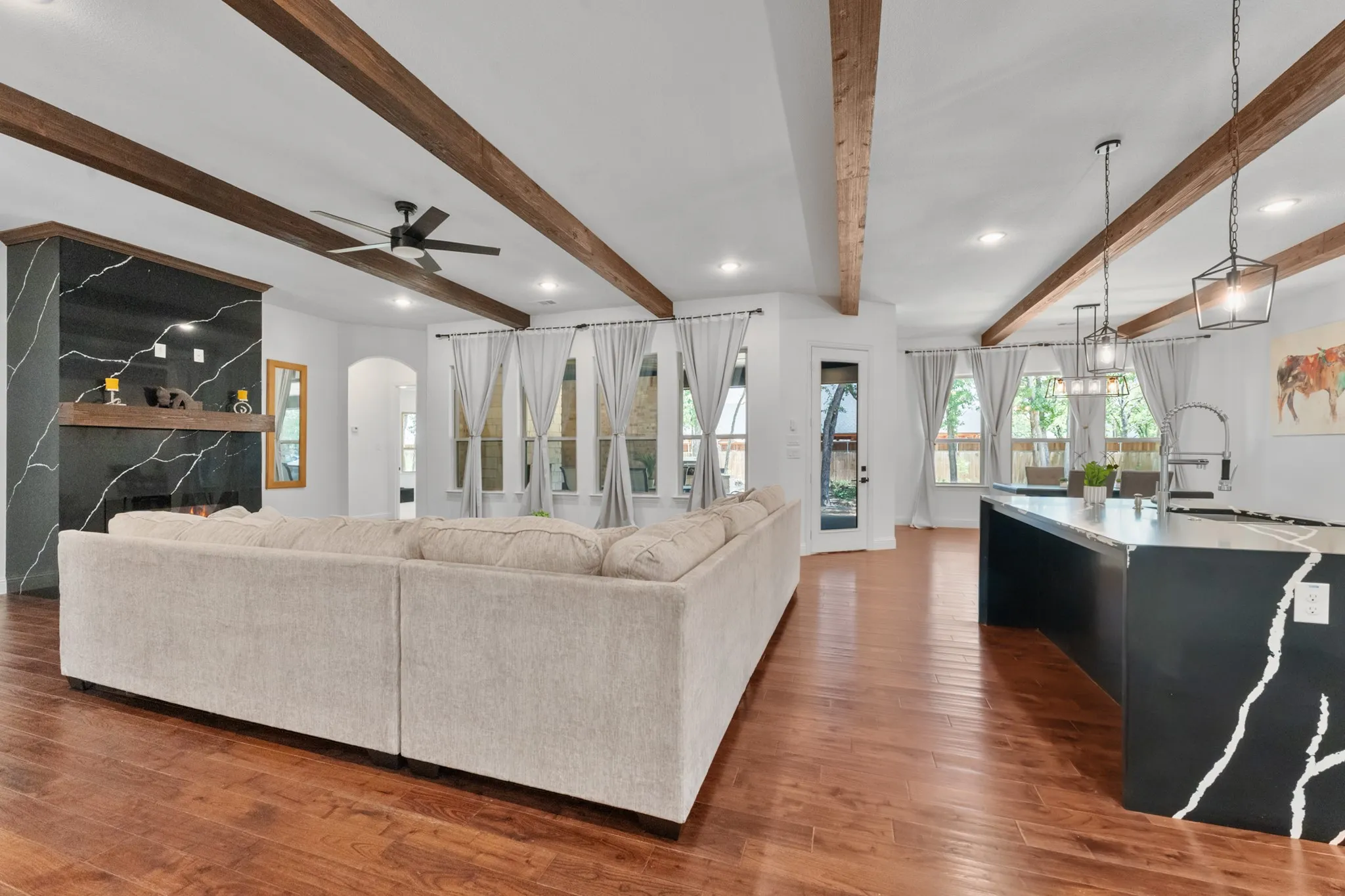 Single Family Residence For Sale in Kaufman County , 300 Seacross Court, Combine, Texas 75159, 5 Bedroom, 4 Bathroom, 3 Garage spaces, 3,677 Sqft, built in 2024, mls#21337932, Real Estate Agent in Combine, Homes For Sale in Kaufman county, Homes For Sale in Combine, Realtor in Combine Texas, Real Estate Brokerage Independent Realty Texas, Luminita Cordes Realtor