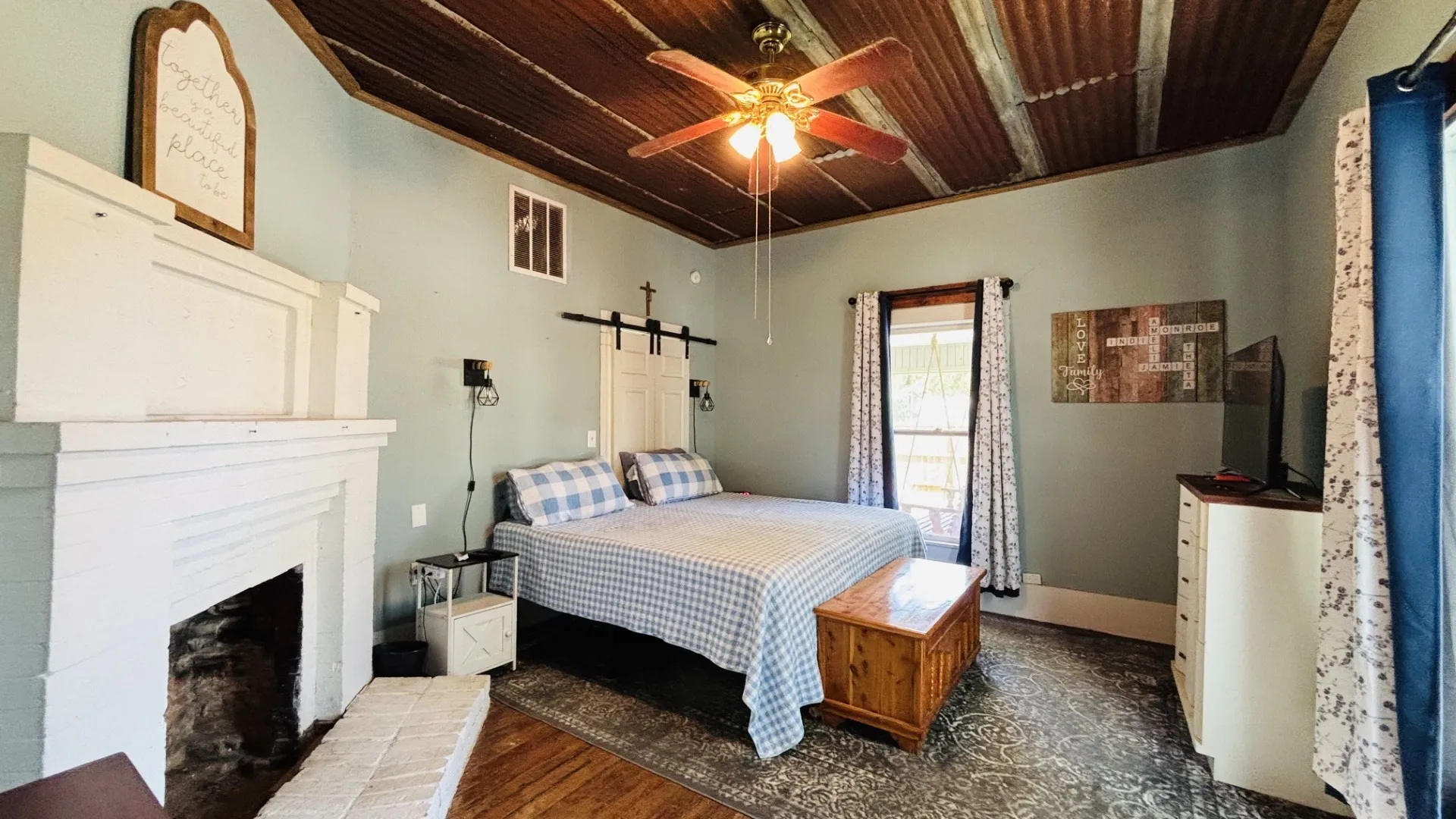 Single Family Residence For Sale in Collin County , 519 W Fm 545, Blue Ridge, Texas 75424, 3 Bedroom, 2 Bathroom, Garage spaces, 2,181 Sqft, built in 1945, mls#21314561, Real Estate Agent in Blue Ridge, Homes For Sale in Collin county, Homes For Sale in Blue Ridge, Realtor in Blue Ridge Texas, Real Estate Brokerage Independent Realty Texas, Luminita Cordes Realtor