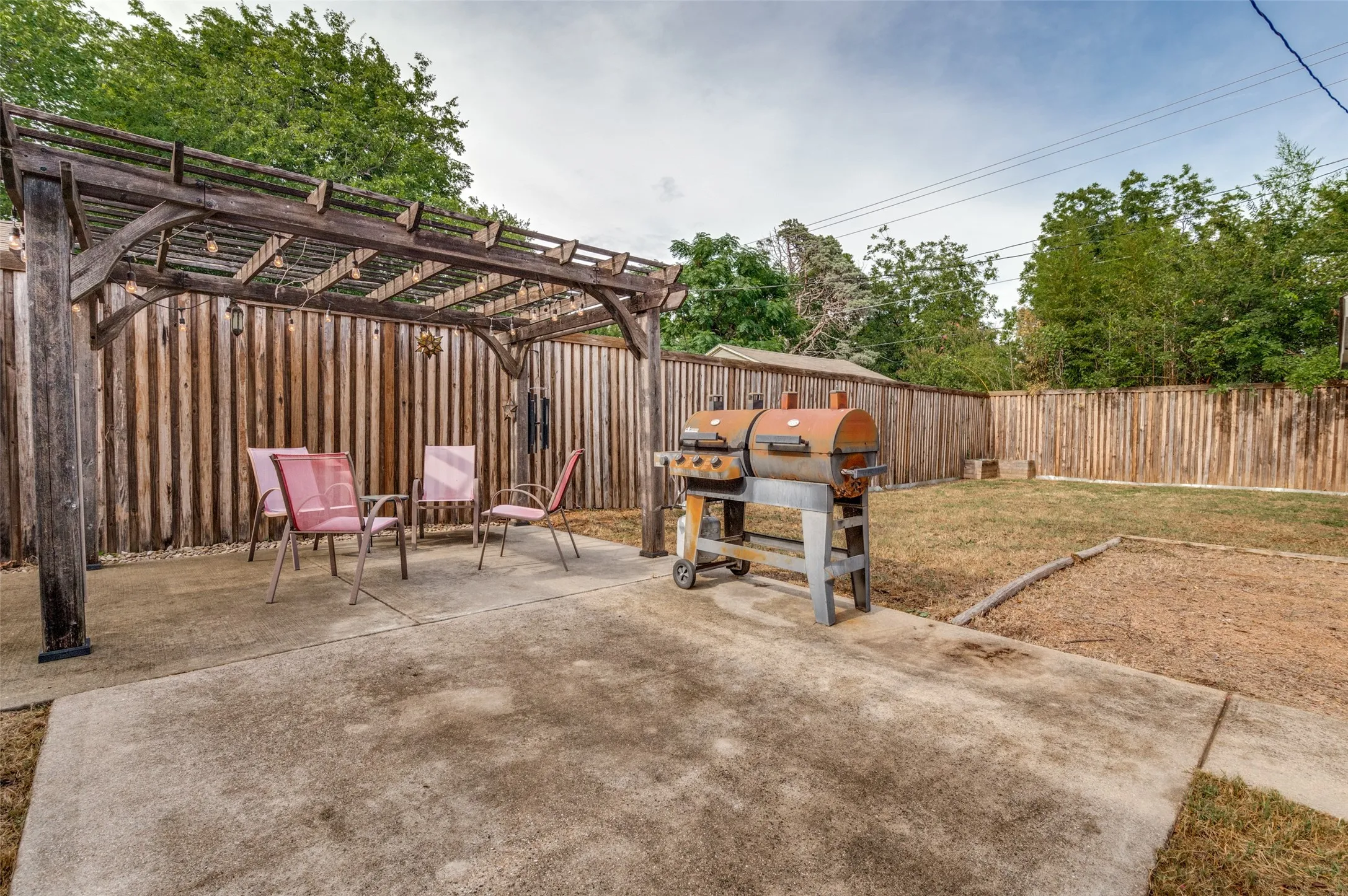 Full Privacy Fence