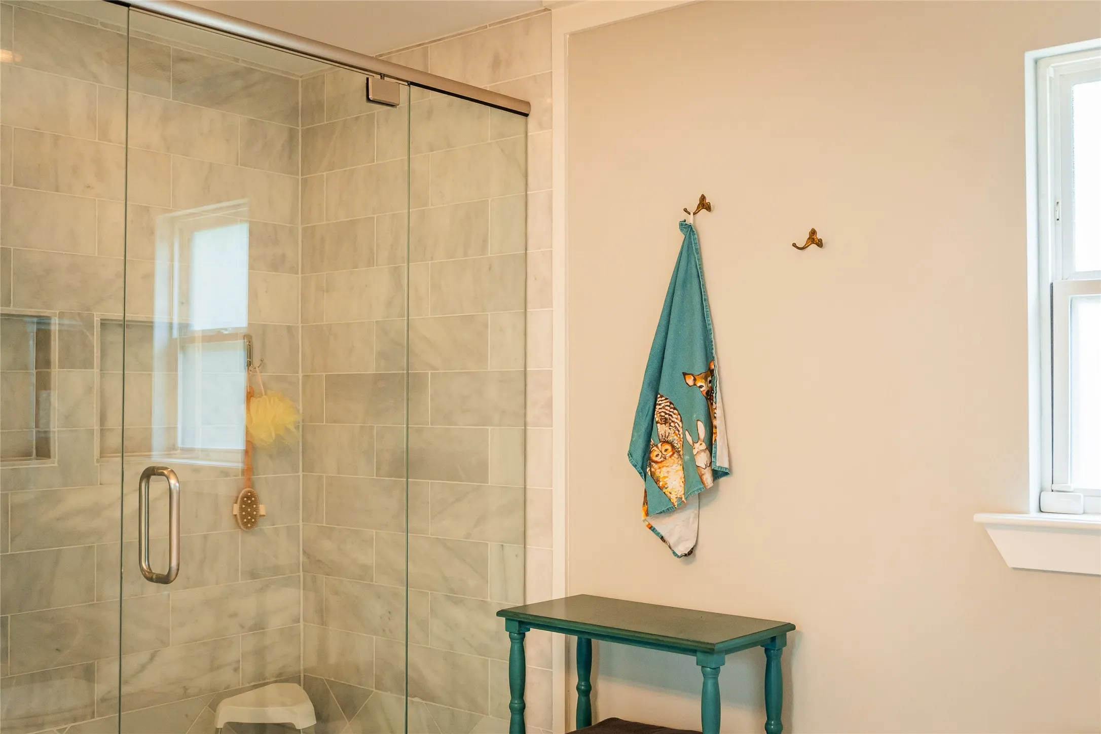 En Suite, Double Niche