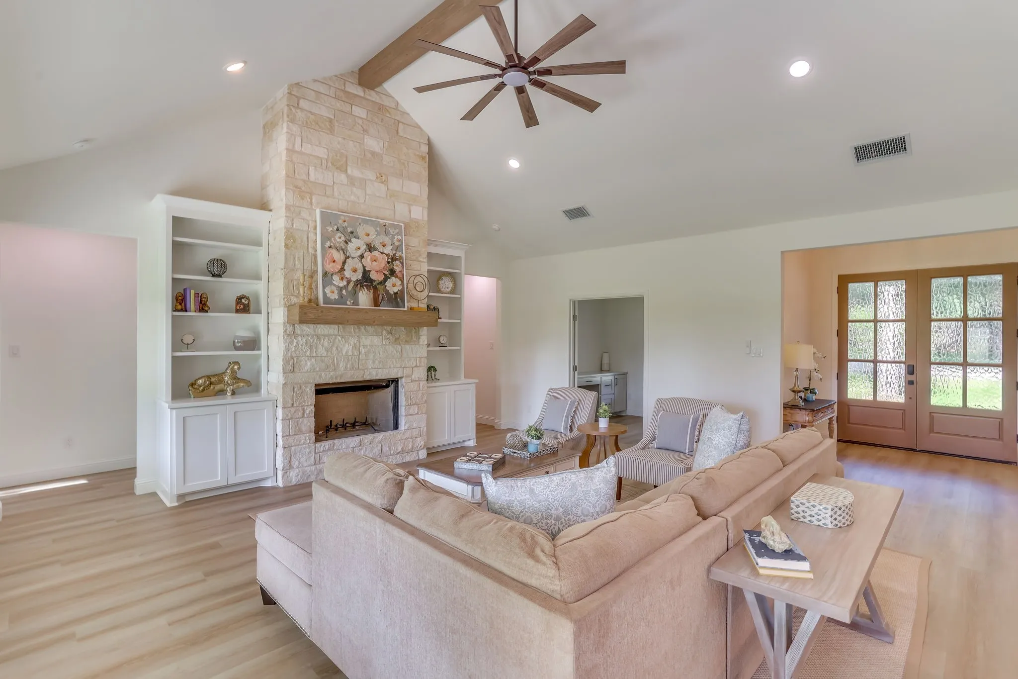 Single Family Residence For Sale in Hood County , 6705 Westover Drive, Granbury, Texas 76049, 3 Bedroom, 3 Bathroom, 3 Garage spaces, 2,416 Sqft, built in 2026, mls#21337933, Real Estate Agent in Granbury, Homes For Sale in Hood county, Homes For Sale in Granbury, Realtor in Granbury Texas, Real Estate Brokerage Independent Realty Texas, Luminita Cordes Realtor