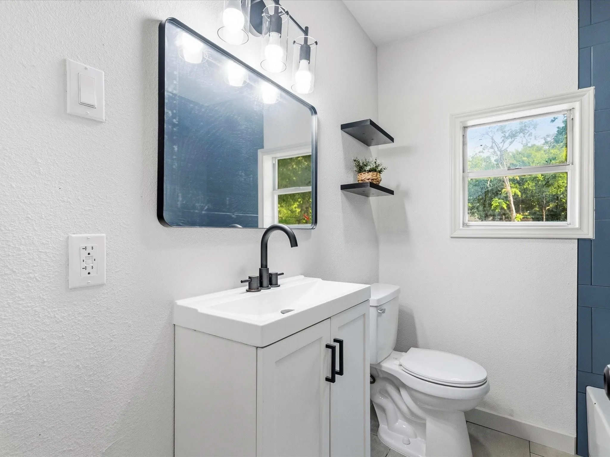 Single Family Residence For Rent in Tarrant County , 5718 Landino Street, Sansom Park, Texas 76114, 3 Bedroom, 2 Bathroom, 2 Garage spaces, 1,100 Sqft, built in 1951, mls#21337945, Real Estate Agent in Sansom Park, Homes For Rent in Tarrant county, Homes For Rent in Sansom Park, Realtor in Sansom Park Texas, Real Estate Brokerage Independent Realty Texas, Luminita Cordes Realtor