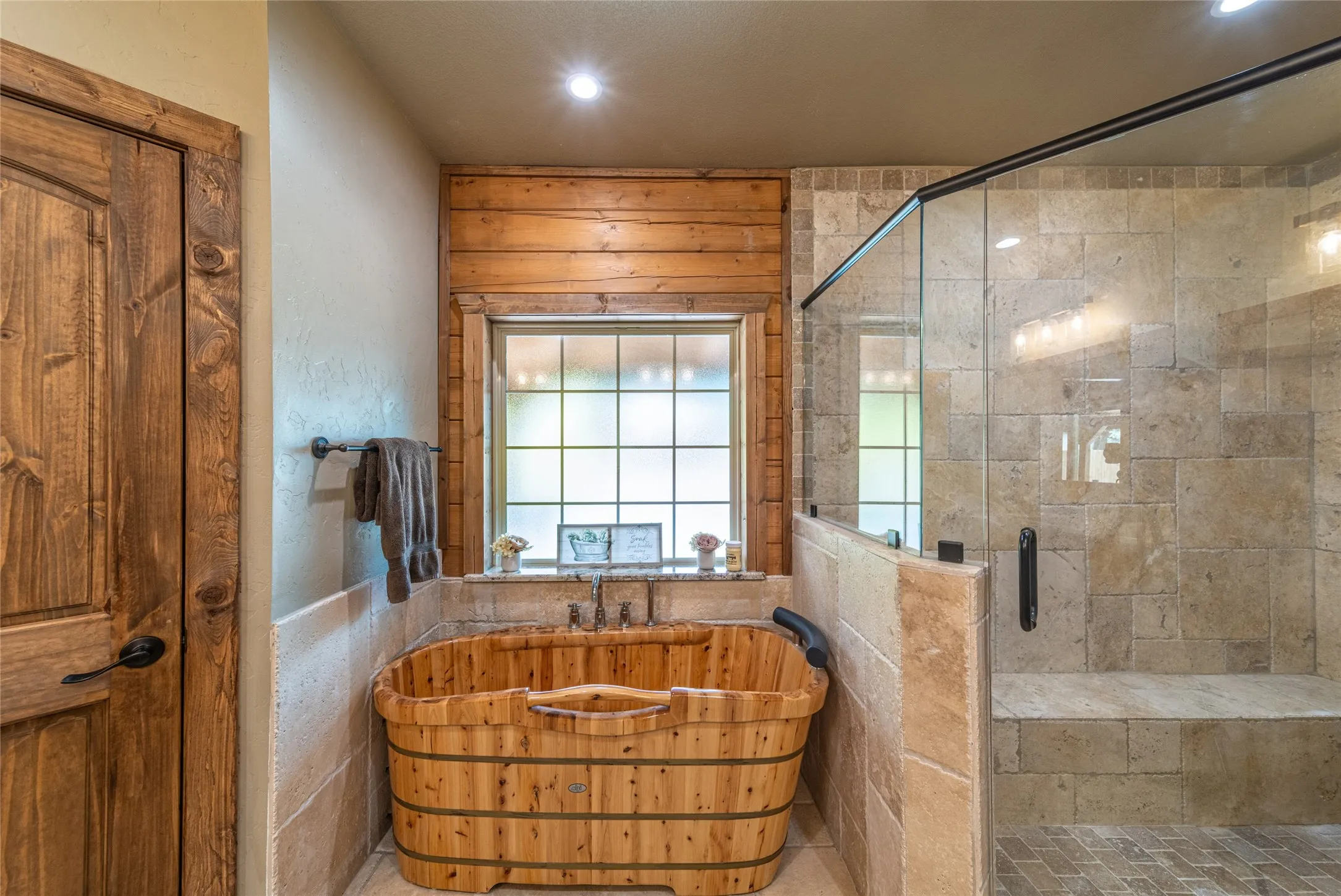 Single Family Residence For Sale in Palo Pinto County , 24087 S Fm 4, Lipan, Texas 76462, 3 Bedroom, 3 Bathroom, Garage spaces, 2,852 Sqft, built in 2022, mls#21335659, Real Estate Agent in Lipan, Homes For Sale in Palo Pinto county, Homes For Sale in Lipan, Realtor in Lipan Texas, Real Estate Brokerage Independent Realty Texas, Luminita Cordes Realtor
