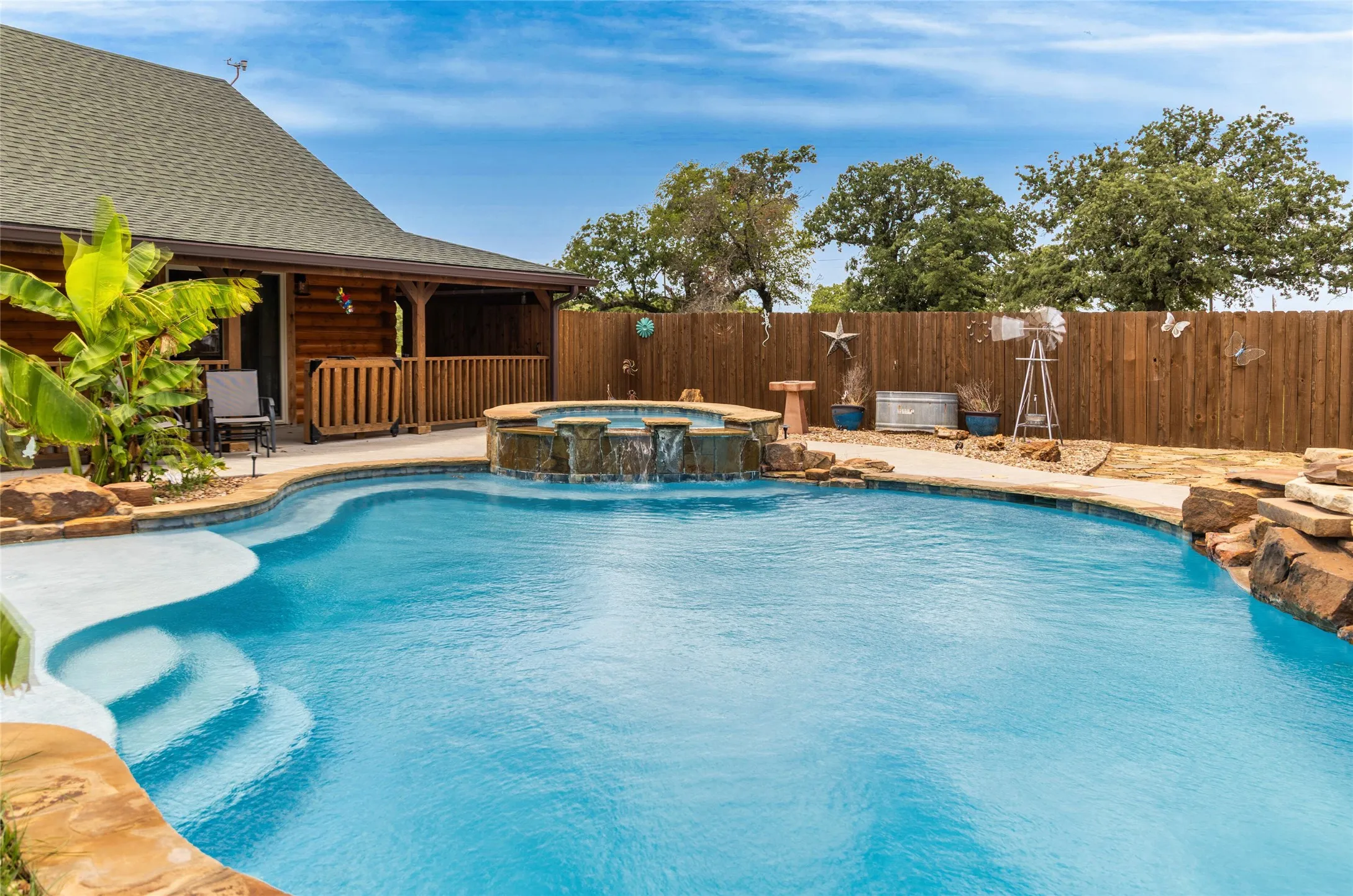 Single Family Residence For Sale in Palo Pinto County , 24087 S Fm 4, Lipan, Texas 76462, 3 Bedroom, 3 Bathroom, Garage spaces, 2,852 Sqft, built in 2022, mls#21335659, Real Estate Agent in Lipan, Homes For Sale in Palo Pinto county, Homes For Sale in Lipan, Realtor in Lipan Texas, Real Estate Brokerage Independent Realty Texas, Luminita Cordes Realtor