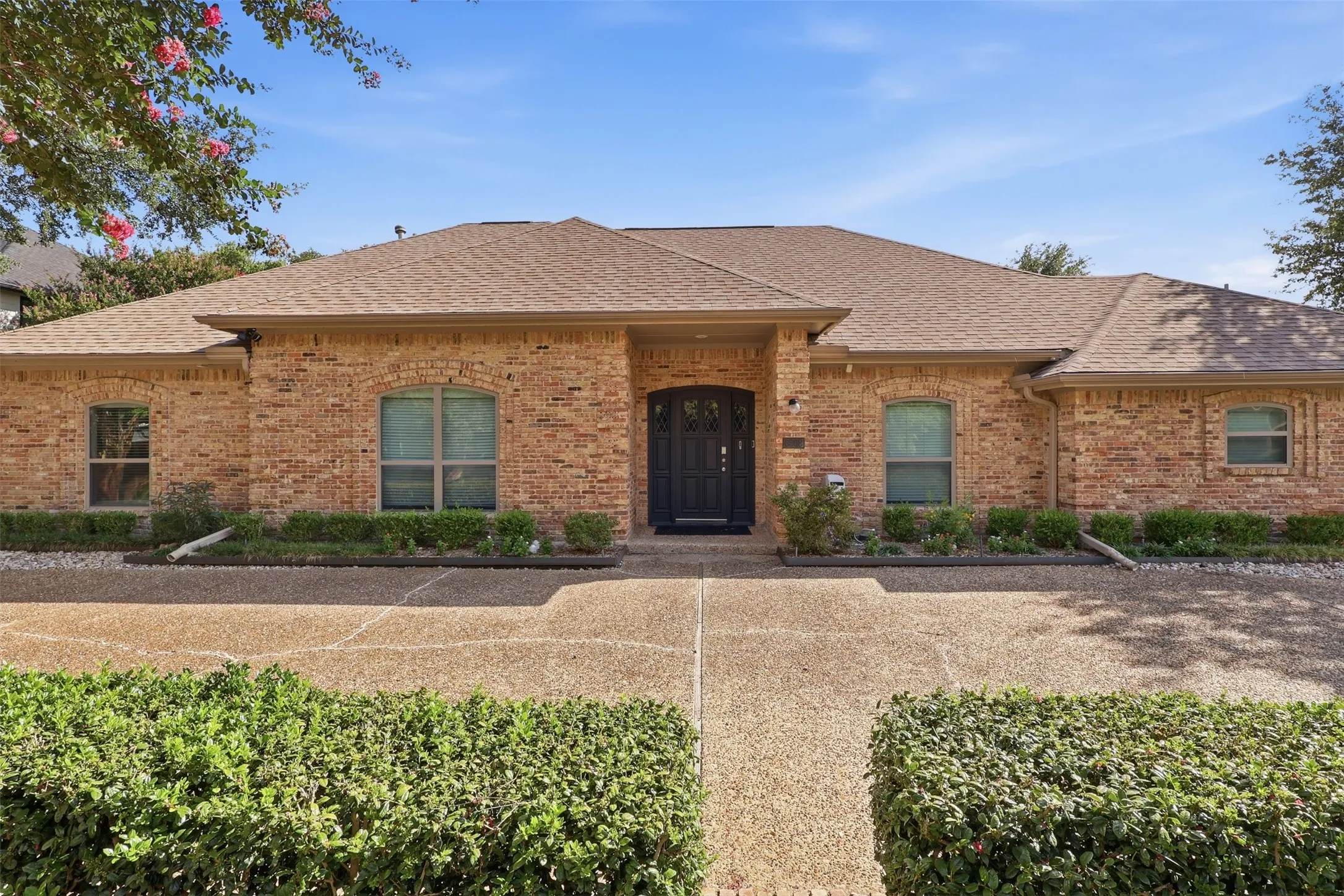 Single Family Residence For Rent in Dallas County , 6302 Warm Mist Lane, Dallas, Texas 75248, 4 Bedrooms, 4 Bathrooms, 3 Garage spaces, 3,418 Sqft, built in 1981, Price $7,125, mls#21337675, Real Estate Agent in Dallas, Homes For Rent in Dallas county, Homes For Rent in Dallas, Realtor in Dallas Texas, Real Estate Brokerage Independent Realty Texas, Luminita Cordes Realtor