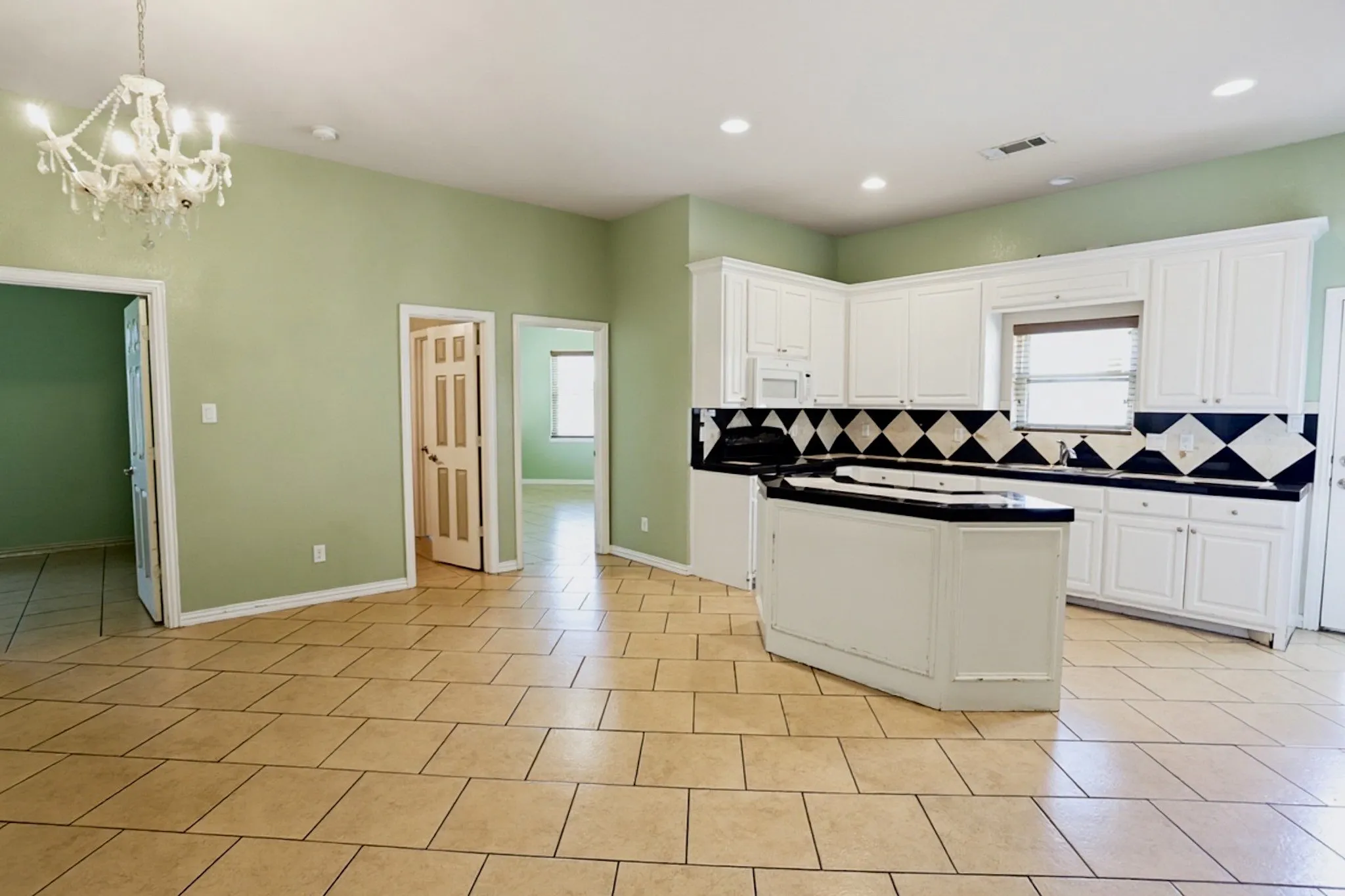 Single Family Residence For Rent in Tarrant County , 234 Bayne Road B, Haslet, Texas 76052, 3 Bedroom, 2 Bathroom, 2 Garage spaces, 1,333 Sqft, built in 2001, mls#21337958, Real Estate Agent in Haslet, Homes For Rent in Tarrant county, Homes For Rent in Haslet, Realtor in Haslet Texas, Real Estate Brokerage Independent Realty Texas, Luminita Cordes Realtor