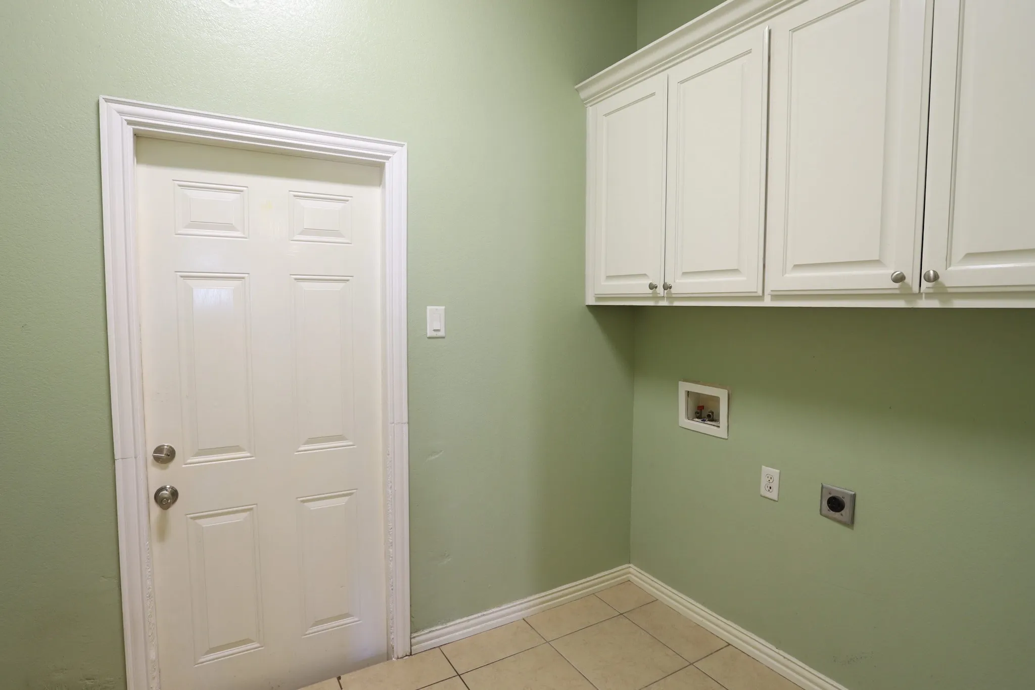 Single Family Residence For Rent in Tarrant County , 234 Bayne Road B, Haslet, Texas 76052, 3 Bedroom, 2 Bathroom, 2 Garage spaces, 1,333 Sqft, built in 2001, mls#21337958, Real Estate Agent in Haslet, Homes For Rent in Tarrant county, Homes For Rent in Haslet, Realtor in Haslet Texas, Real Estate Brokerage Independent Realty Texas, Luminita Cordes Realtor