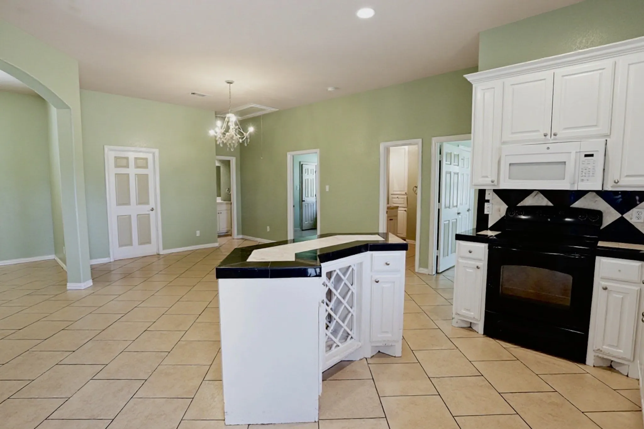 Single Family Residence For Rent in Tarrant County , 234 Bayne Road B, Haslet, Texas 76052, 3 Bedroom, 2 Bathroom, 2 Garage spaces, 1,333 Sqft, built in 2001, mls#21337958, Real Estate Agent in Haslet, Homes For Rent in Tarrant county, Homes For Rent in Haslet, Realtor in Haslet Texas, Real Estate Brokerage Independent Realty Texas, Luminita Cordes Realtor