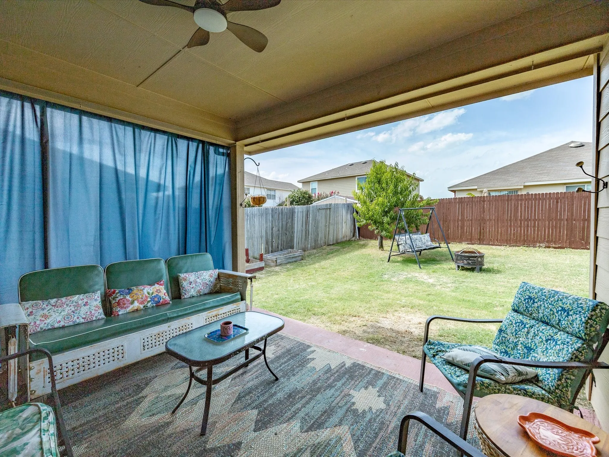 Single Family Residence For Sale in Denton County , 315 Preakness Lane, Ponder, Texas 76259, 4 Bedroom, 2 Bathroom, 2 Garage spaces, 1,773 Sqft, built in 2017, mls#21337972, Real Estate Agent in Ponder, Homes For Sale in Denton county, Homes For Sale in Ponder, Realtor in Ponder Texas, Real Estate Brokerage Independent Realty Texas, Luminita Cordes Realtor