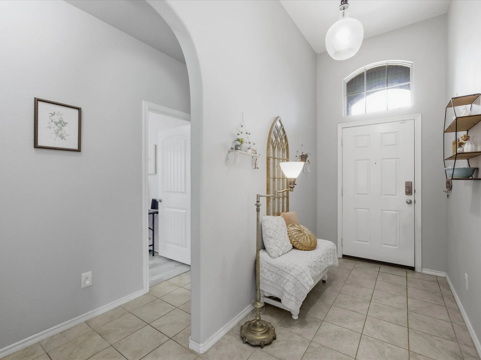 Single Family Residence For Sale in Denton County , 315 Preakness Lane, Ponder, Texas 76259, 4 Bedroom, 2 Bathroom, 2 Garage spaces, 1,773 Sqft, built in 2017, mls#21337972, Real Estate Agent in Ponder, Homes For Sale in Denton county, Homes For Sale in Ponder, Realtor in Ponder Texas, Real Estate Brokerage Independent Realty Texas, Luminita Cordes Realtor