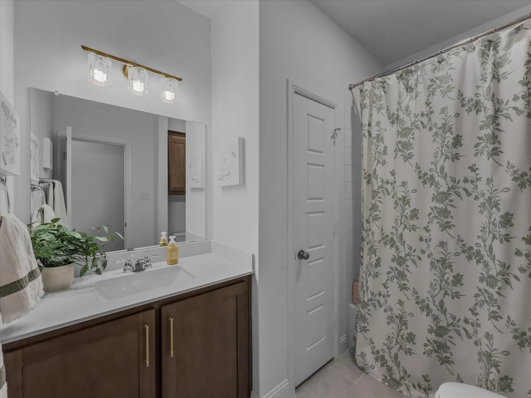 Single Family Residence For Sale in Collin County , 363 Misty Meadow Lane, Lavon, Texas 75166, 5 Bedroom, 3 Bathroom, 2 Garage spaces, 2,399 Sqft, built in 2024, mls#21337886, Real Estate Agent in Lavon, Homes For Sale in Collin county, Homes For Sale in Lavon, Realtor in Lavon Texas, Real Estate Brokerage Independent Realty Texas, Luminita Cordes Realtor