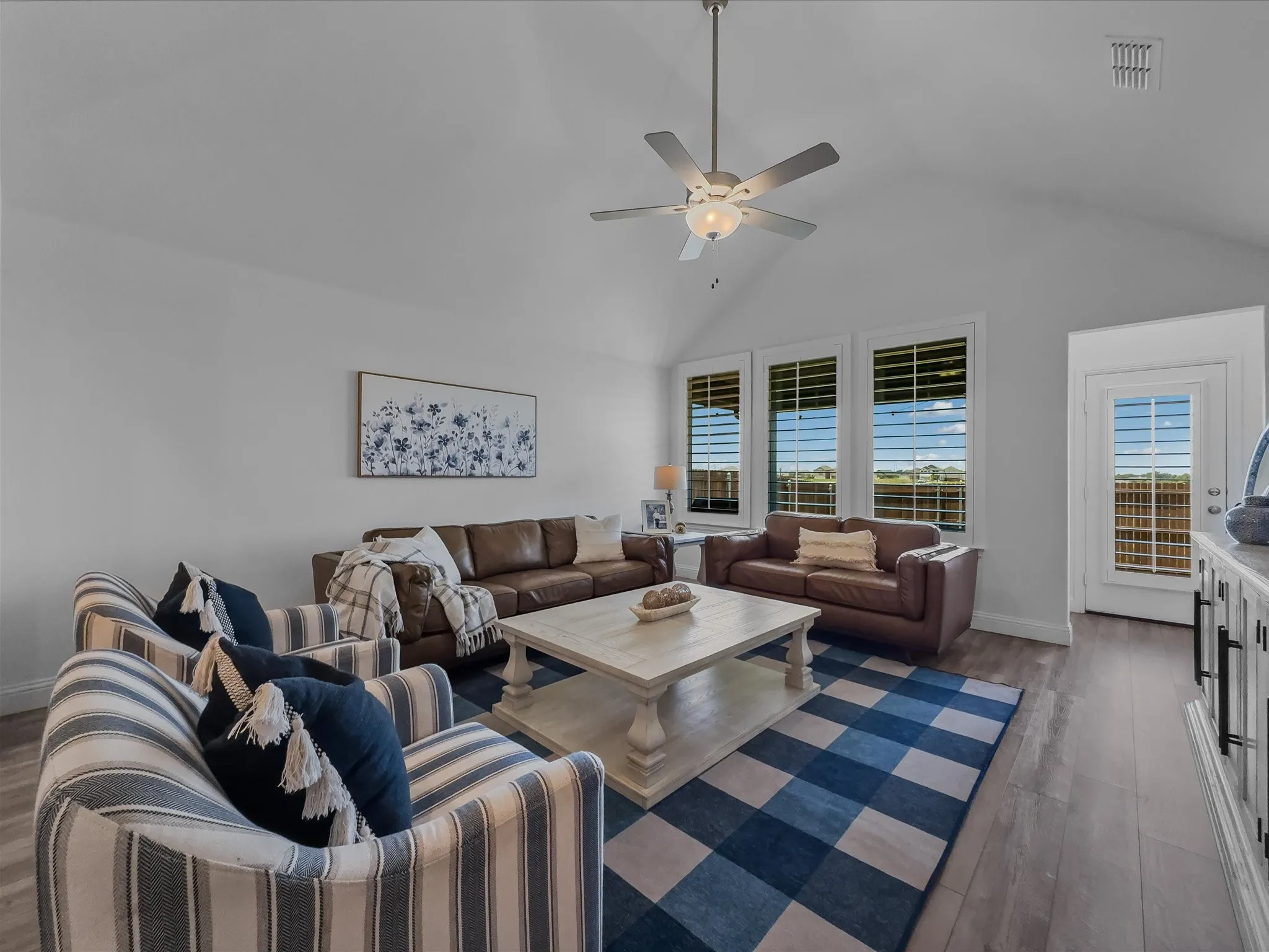 Single Family Residence For Sale in Collin County , 363 Misty Meadow Lane, Lavon, Texas 75166, 5 Bedroom, 3 Bathroom, 2 Garage spaces, 2,399 Sqft, built in 2024, mls#21337886, Real Estate Agent in Lavon, Homes For Sale in Collin county, Homes For Sale in Lavon, Realtor in Lavon Texas, Real Estate Brokerage Independent Realty Texas, Luminita Cordes Realtor