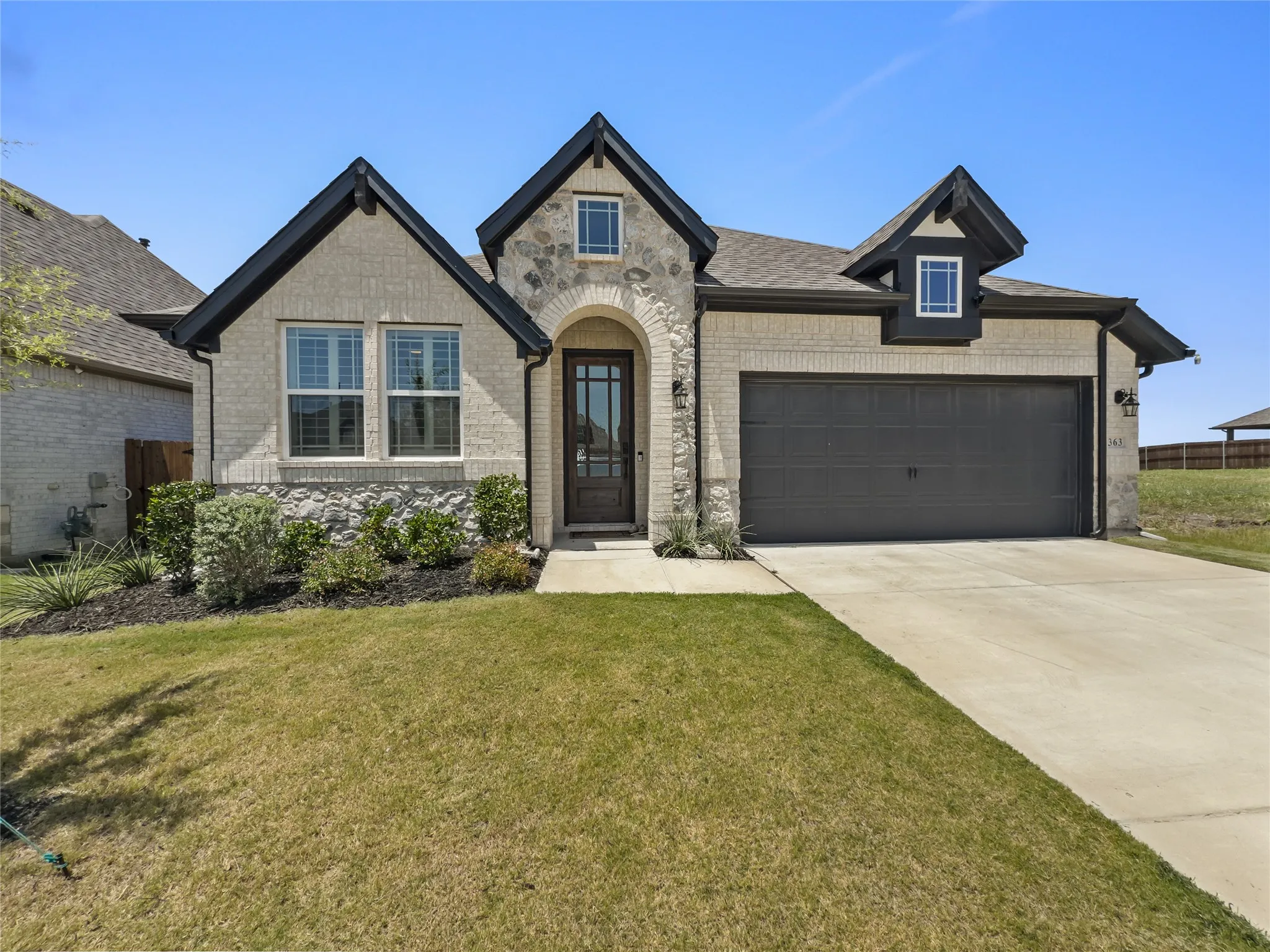 Single Family Residence For Sale in Collin County , 363 Misty Meadow Lane, Lavon, Texas 75166, 5 Bedroom, 3 Bathroom, 2 Garage spaces, 2,399 Sqft, built in 2024, mls#21337886, Real Estate Agent in Lavon, Homes For Sale in Collin county, Homes For Sale in Lavon, Realtor in Lavon Texas, Real Estate Brokerage Independent Realty Texas, Luminita Cordes Realtor