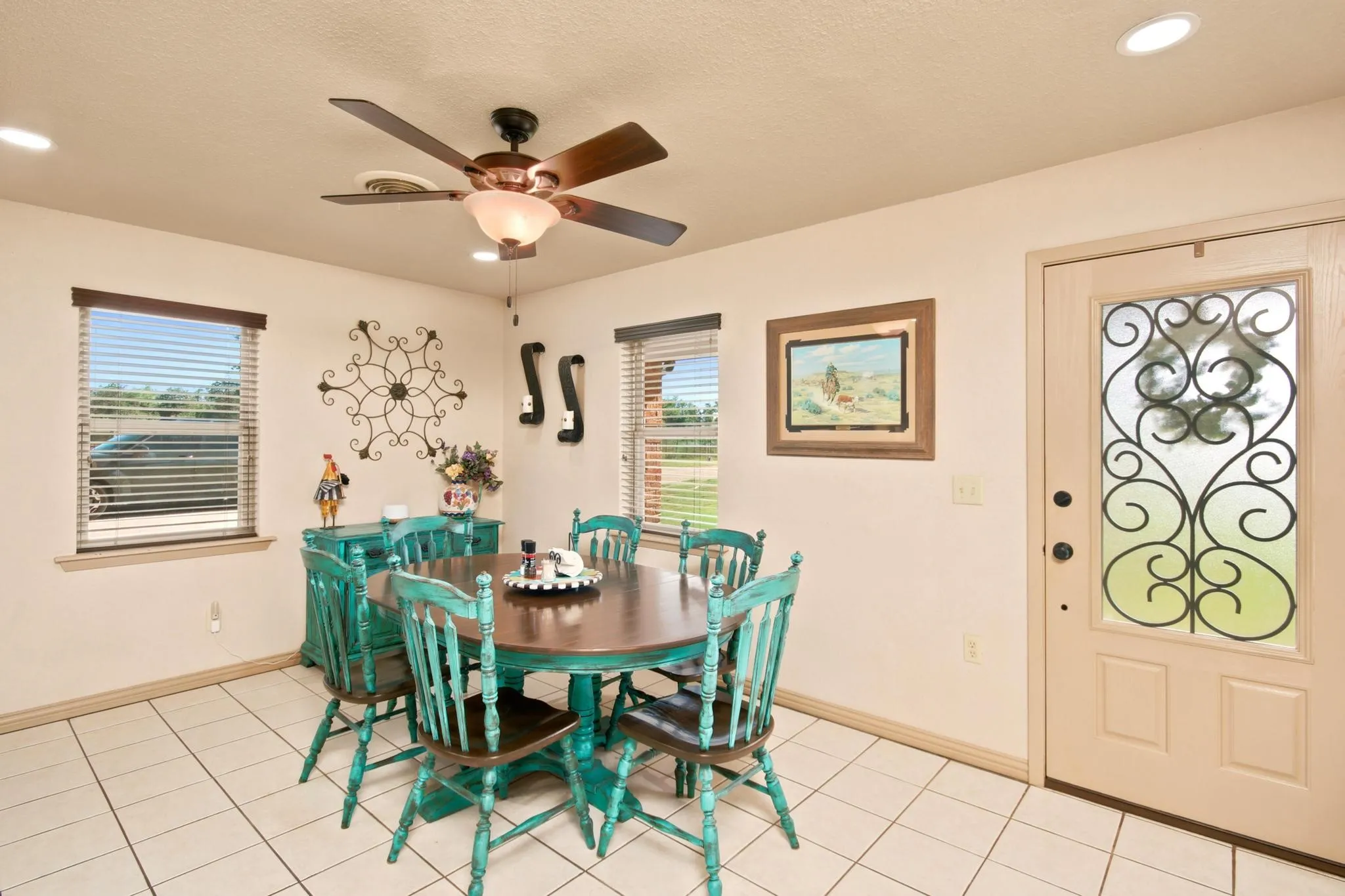 Single Family Residence For Sale in Taylor County , 5609 Fm 126, Merkel, Texas 79536, 3 Bedroom, 2 Bathroom, Garage spaces, 1,836 Sqft, built in 1982, mls#21337924, Real Estate Agent in Merkel, Homes For Sale in Taylor county, Homes For Sale in Merkel, Realtor in Merkel Texas, Real Estate Brokerage Independent Realty Texas, Luminita Cordes Realtor