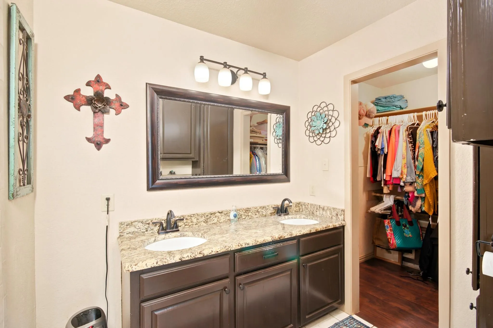 Single Family Residence For Sale in Taylor County , 5609 Fm 126, Merkel, Texas 79536, 3 Bedroom, 2 Bathroom, Garage spaces, 1,836 Sqft, built in 1982, mls#21337924, Real Estate Agent in Merkel, Homes For Sale in Taylor county, Homes For Sale in Merkel, Realtor in Merkel Texas, Real Estate Brokerage Independent Realty Texas, Luminita Cordes Realtor