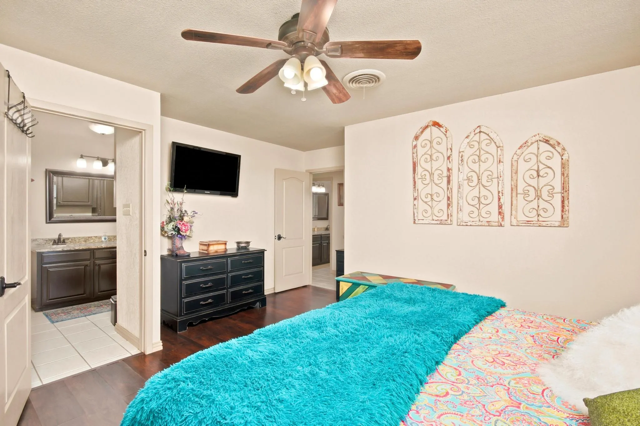 Single Family Residence For Sale in Taylor County , 5609 Fm 126, Merkel, Texas 79536, 3 Bedroom, 2 Bathroom, Garage spaces, 1,836 Sqft, built in 1982, mls#21337924, Real Estate Agent in Merkel, Homes For Sale in Taylor county, Homes For Sale in Merkel, Realtor in Merkel Texas, Real Estate Brokerage Independent Realty Texas, Luminita Cordes Realtor