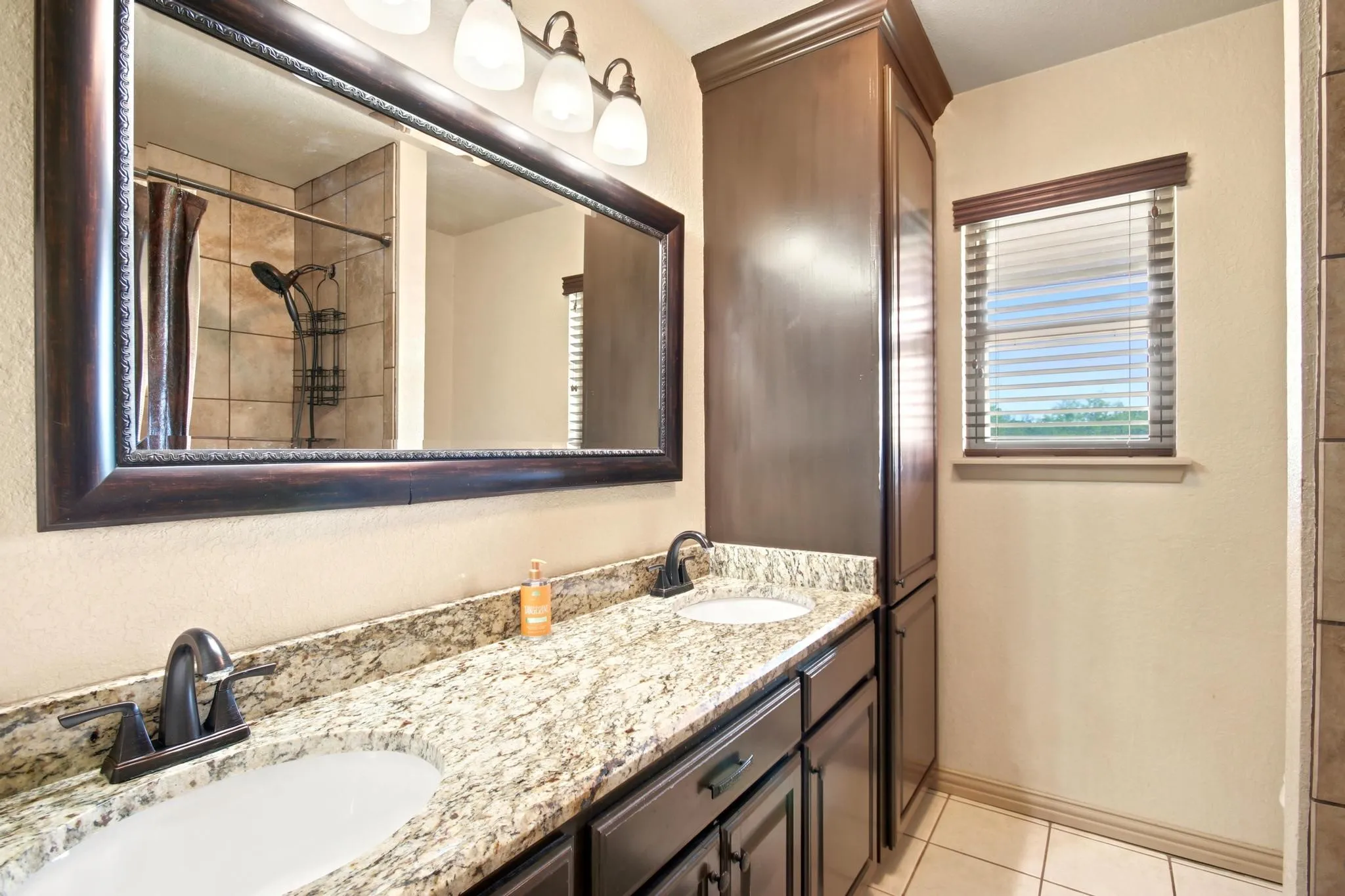 Single Family Residence For Sale in Taylor County , 5609 Fm 126, Merkel, Texas 79536, 3 Bedroom, 2 Bathroom, Garage spaces, 1,836 Sqft, built in 1982, mls#21337924, Real Estate Agent in Merkel, Homes For Sale in Taylor county, Homes For Sale in Merkel, Realtor in Merkel Texas, Real Estate Brokerage Independent Realty Texas, Luminita Cordes Realtor
