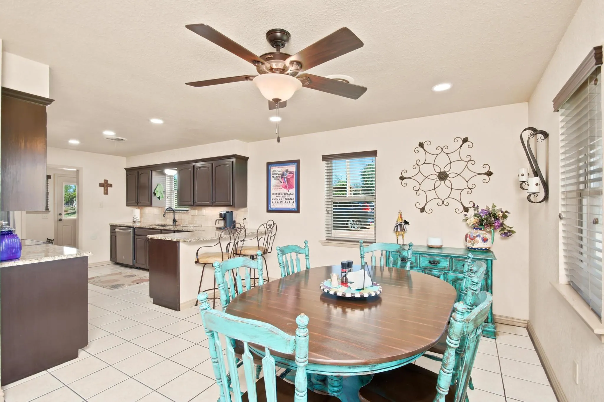 Single Family Residence For Sale in Taylor County , 5609 Fm 126, Merkel, Texas 79536, 3 Bedroom, 2 Bathroom, Garage spaces, 1,836 Sqft, built in 1982, mls#21337924, Real Estate Agent in Merkel, Homes For Sale in Taylor county, Homes For Sale in Merkel, Realtor in Merkel Texas, Real Estate Brokerage Independent Realty Texas, Luminita Cordes Realtor