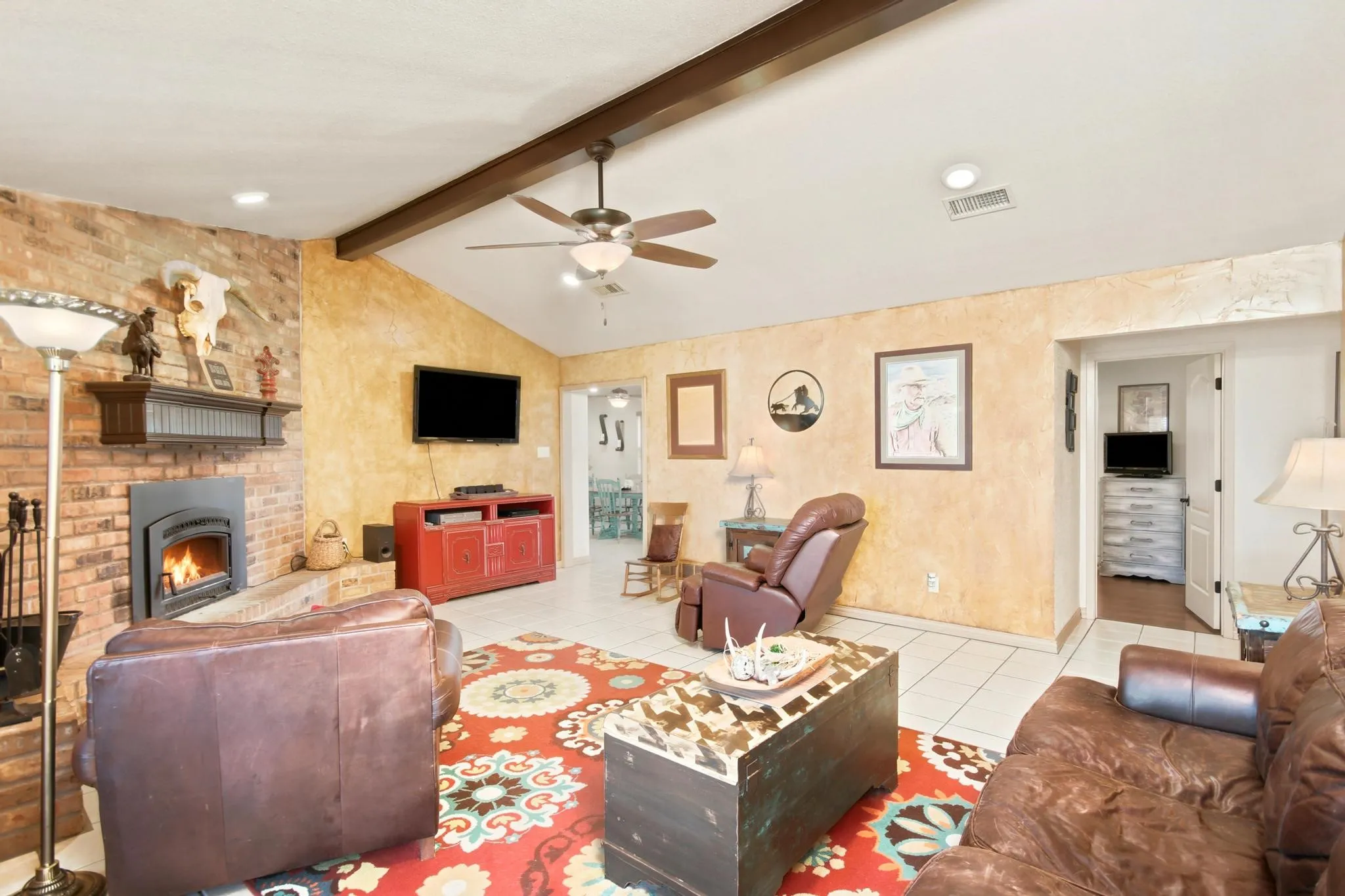 Single Family Residence For Sale in Taylor County , 5609 Fm 126, Merkel, Texas 79536, 3 Bedroom, 2 Bathroom, Garage spaces, 1,836 Sqft, built in 1982, mls#21337924, Real Estate Agent in Merkel, Homes For Sale in Taylor county, Homes For Sale in Merkel, Realtor in Merkel Texas, Real Estate Brokerage Independent Realty Texas, Luminita Cordes Realtor